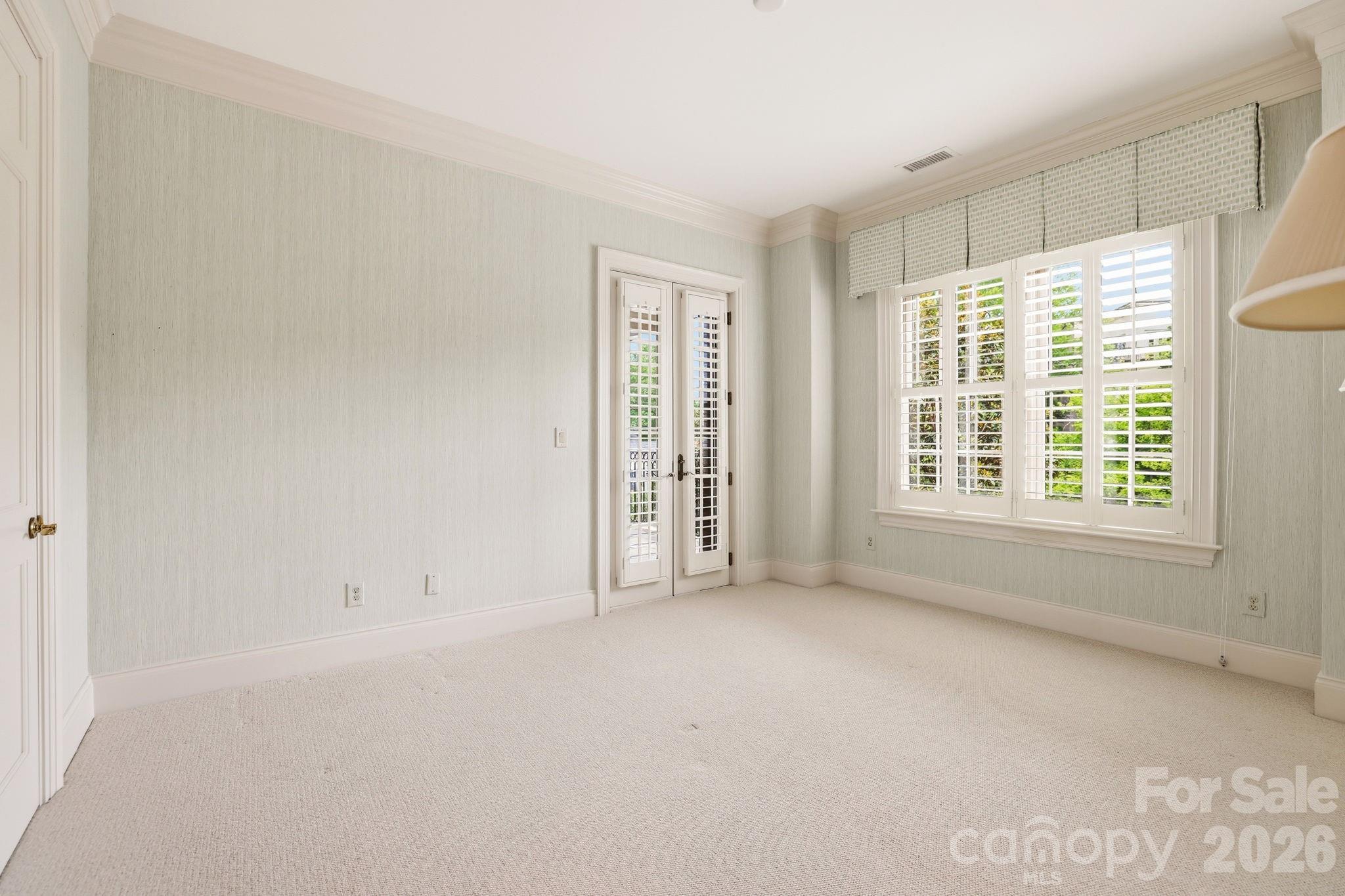 168 Cherokee Road — Charlotte