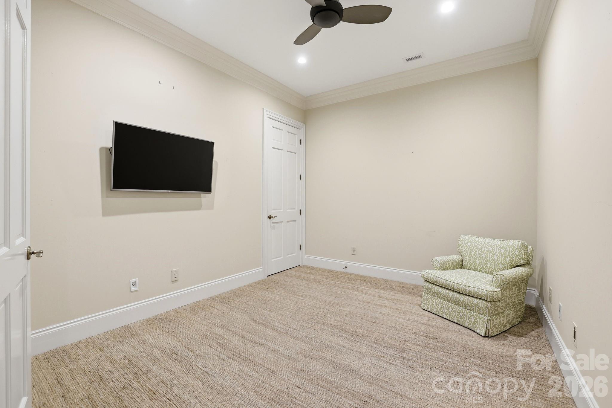 168 Cherokee Road — Charlotte