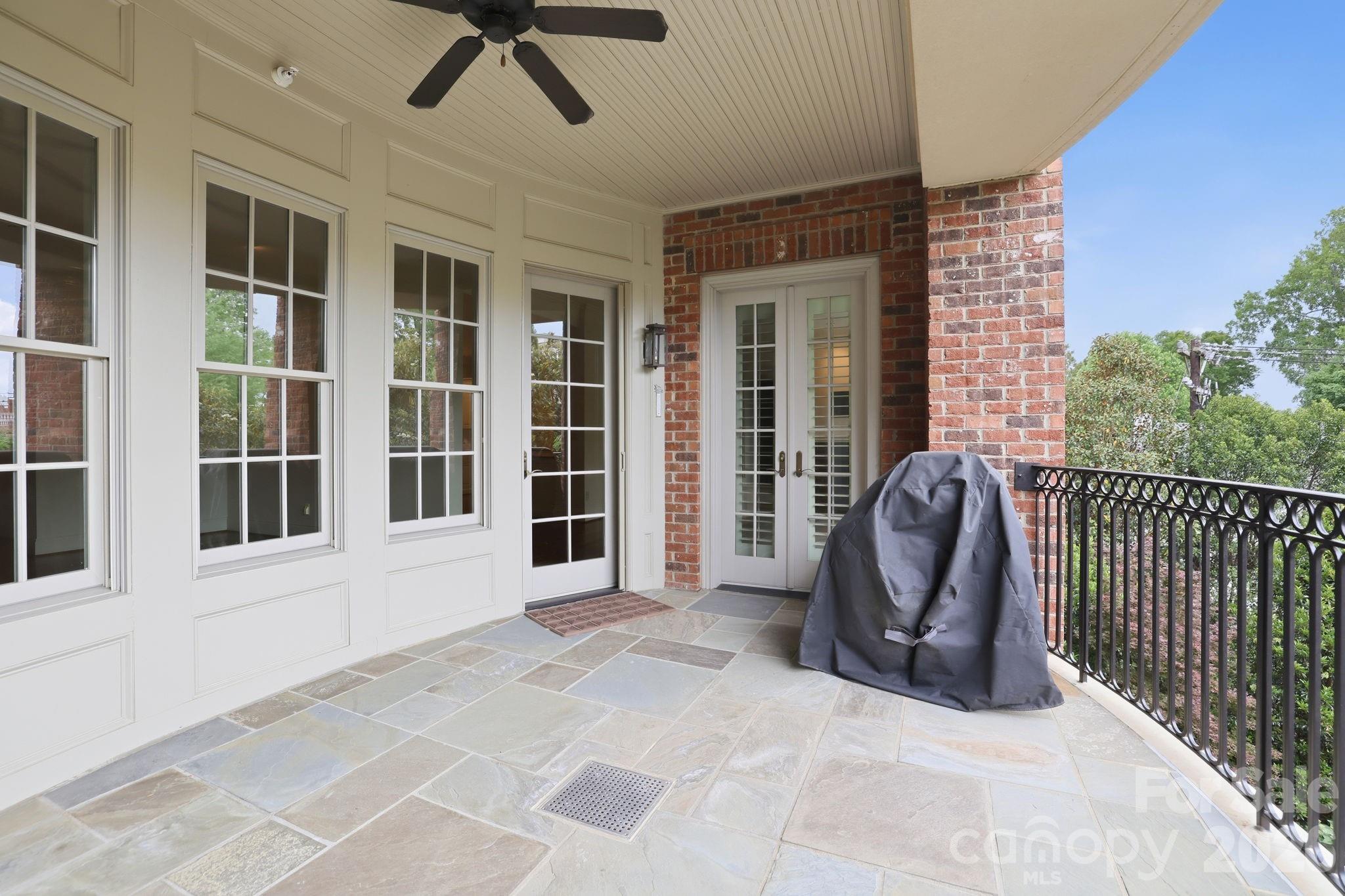 168 Cherokee Road — Charlotte