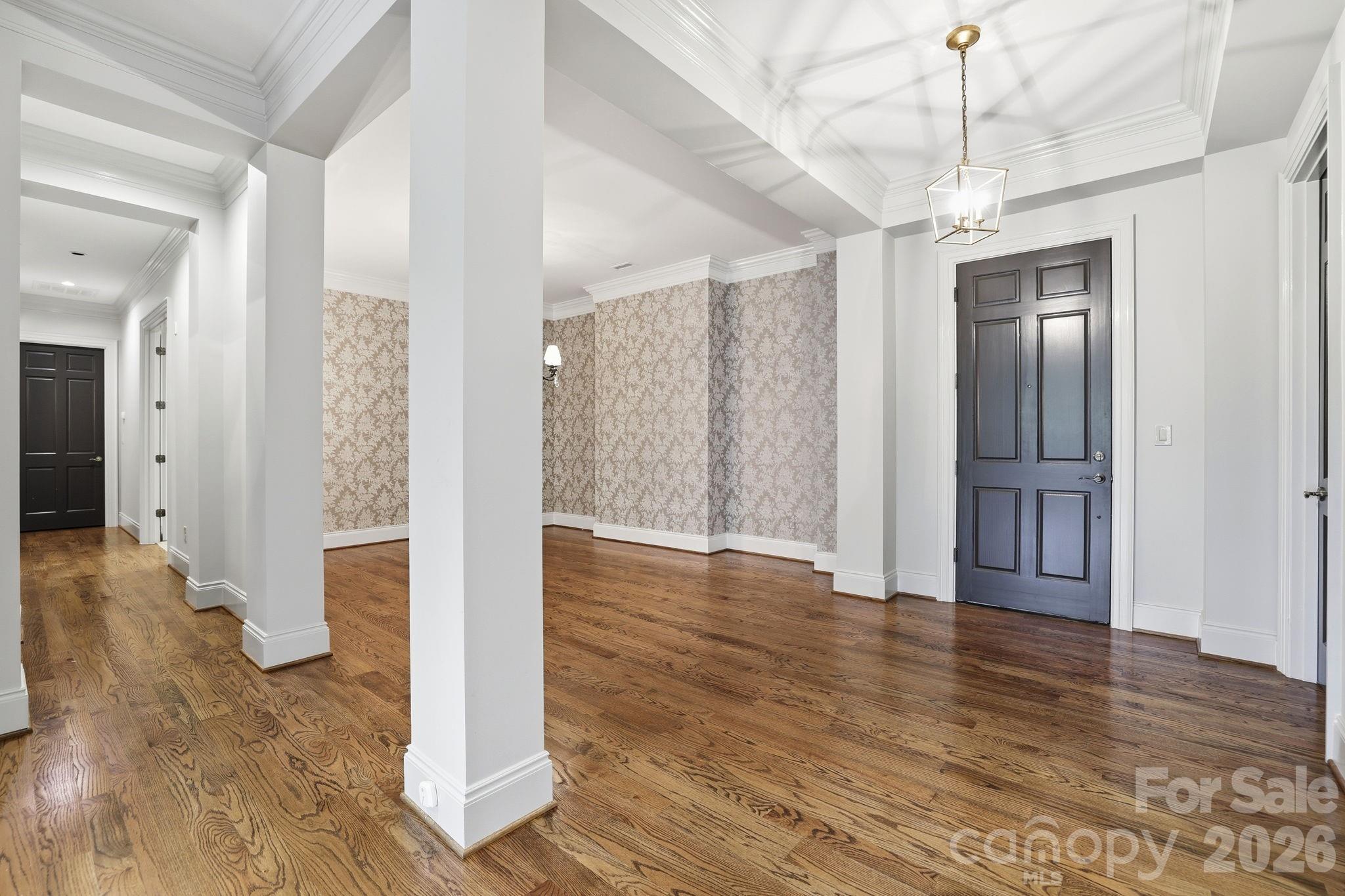 168 Cherokee Road — Charlotte