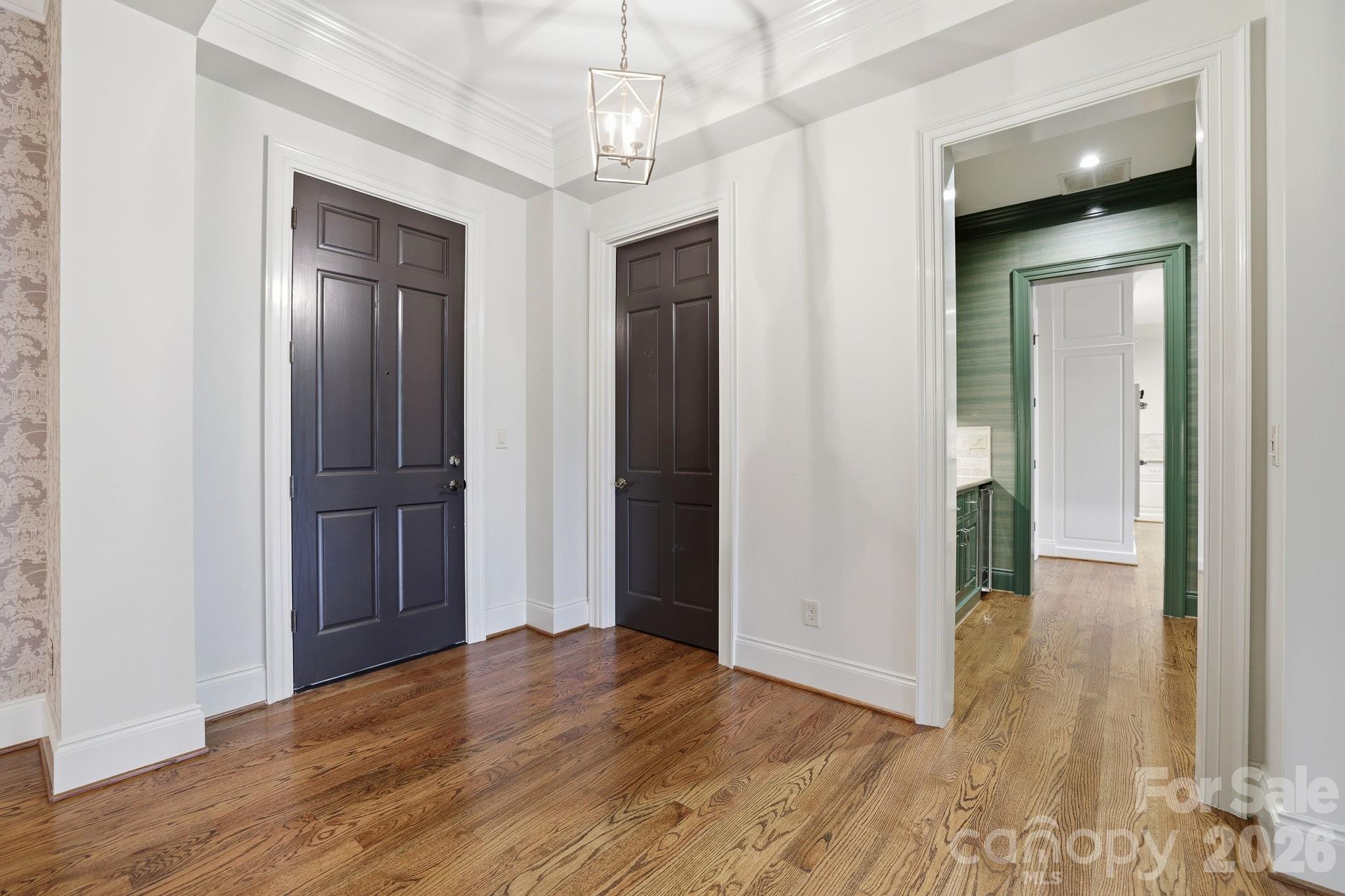 168 Cherokee Road — Charlotte