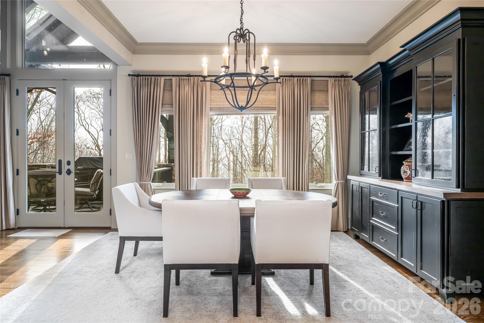 2 Cherokee Orchard Court — Fairview