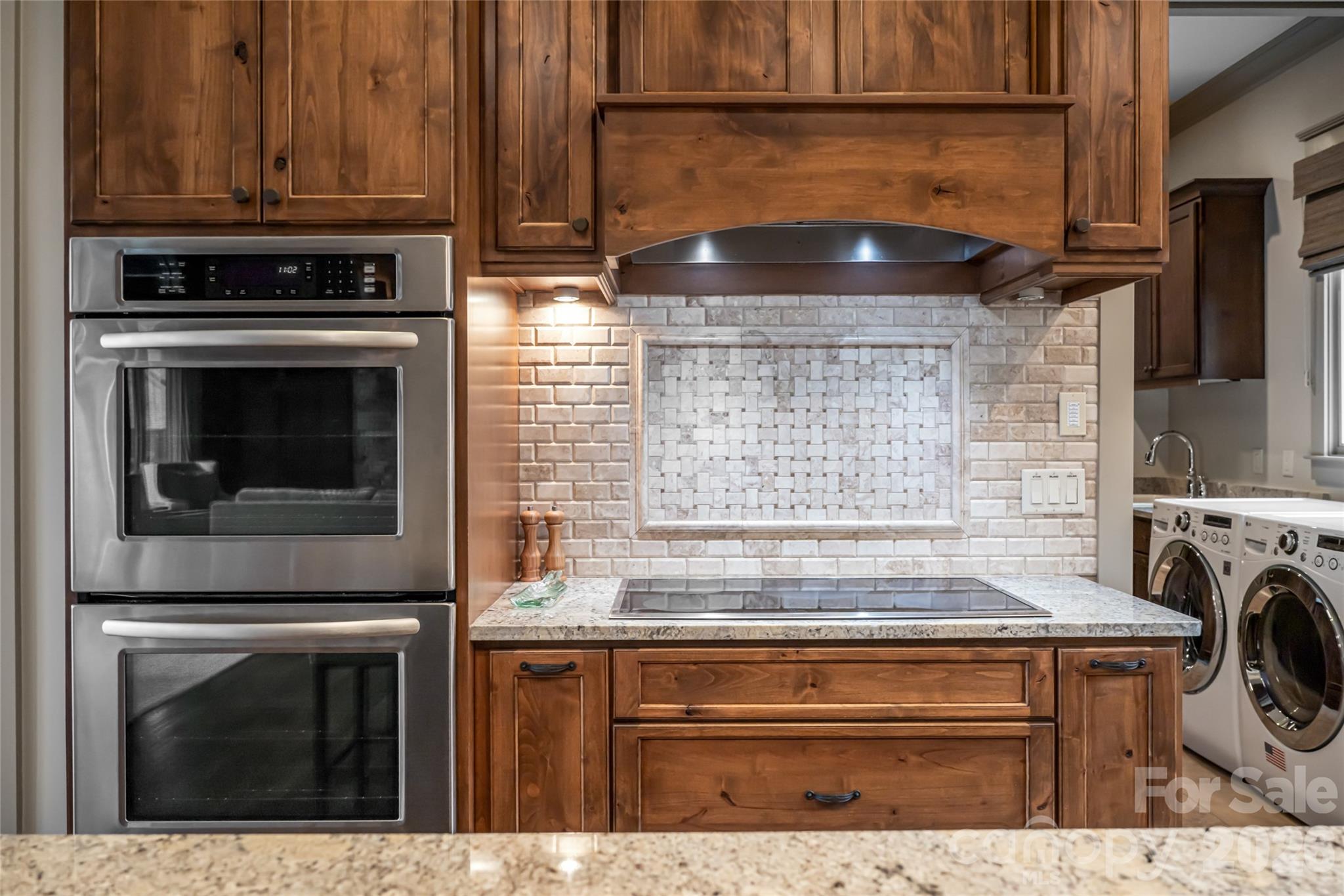 2 Cherokee Orchard Court — Fairview