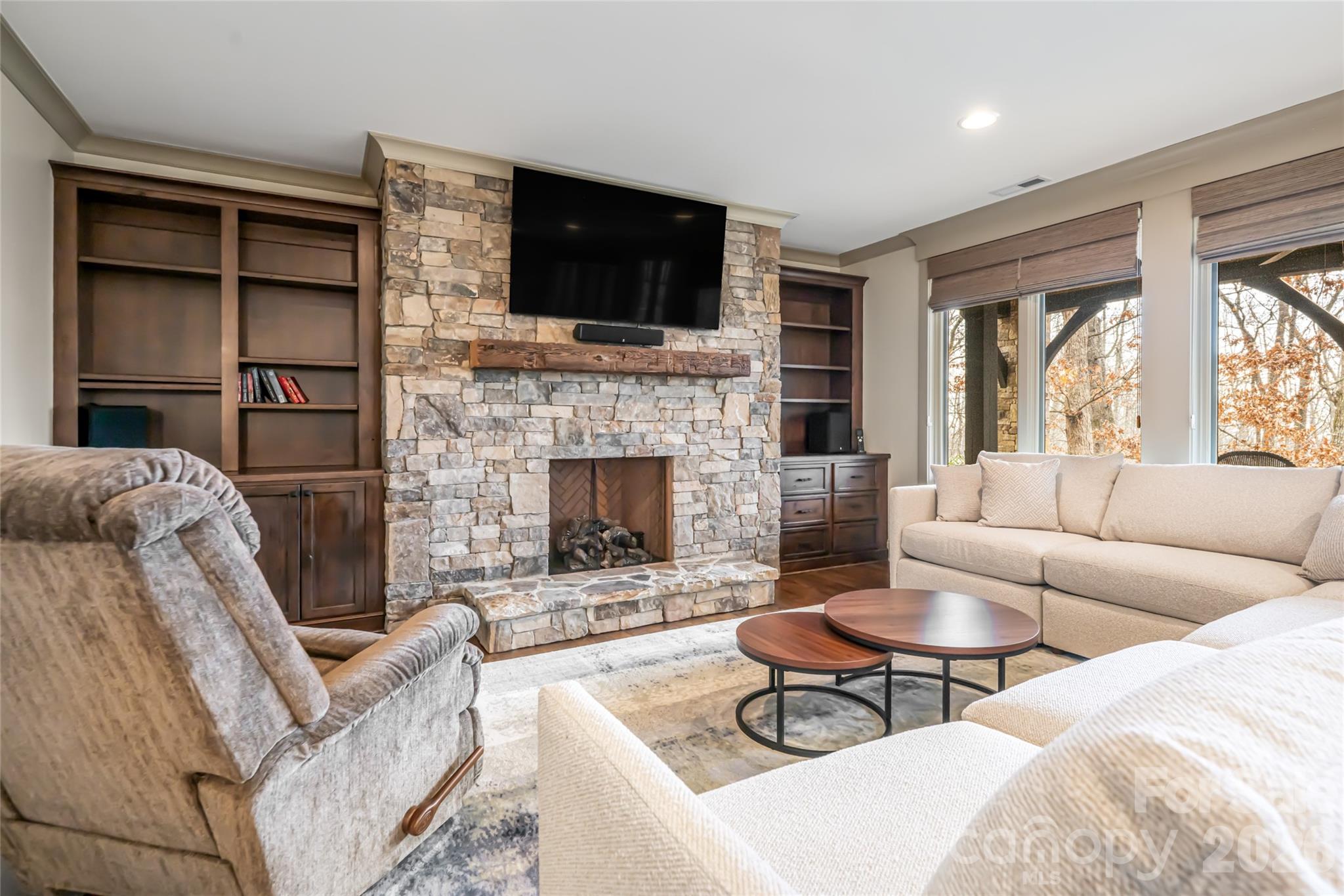 2 Cherokee Orchard Court — Fairview
