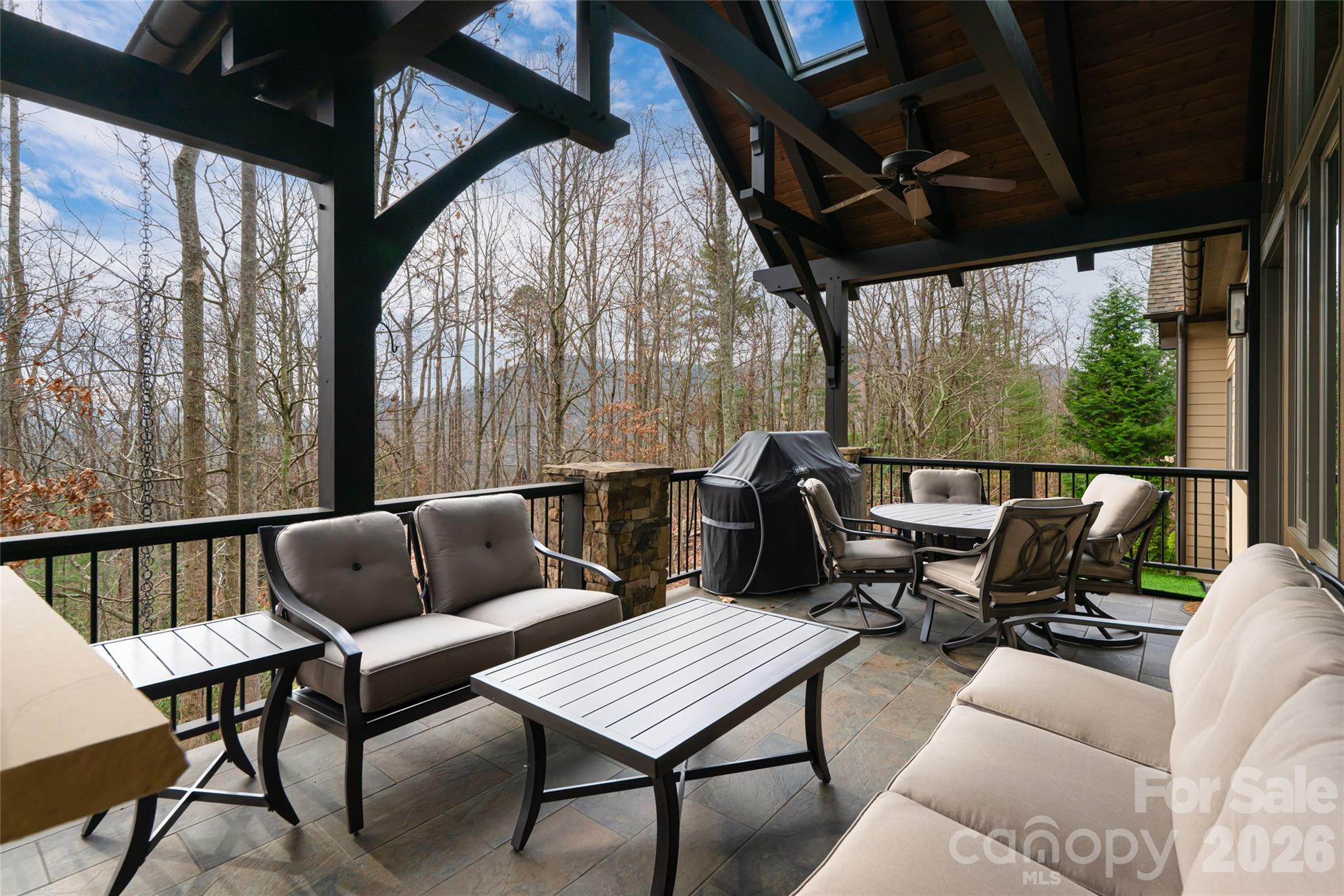 2 Cherokee Orchard Court — Fairview