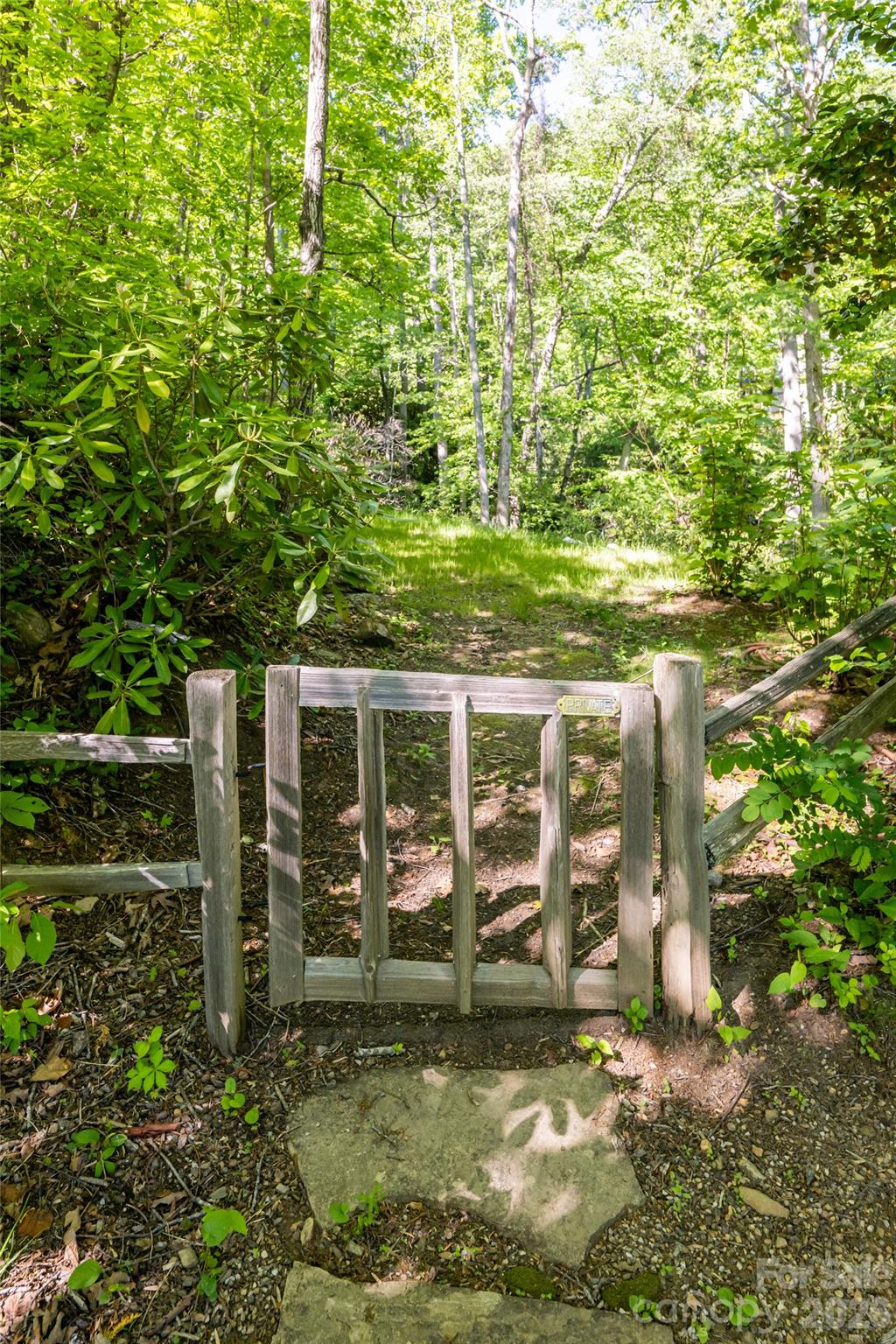 2 Cherokee Orchard Court — Fairview