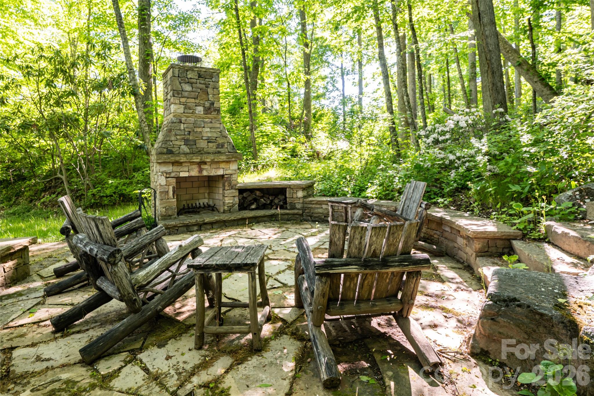2 Cherokee Orchard Court — Fairview