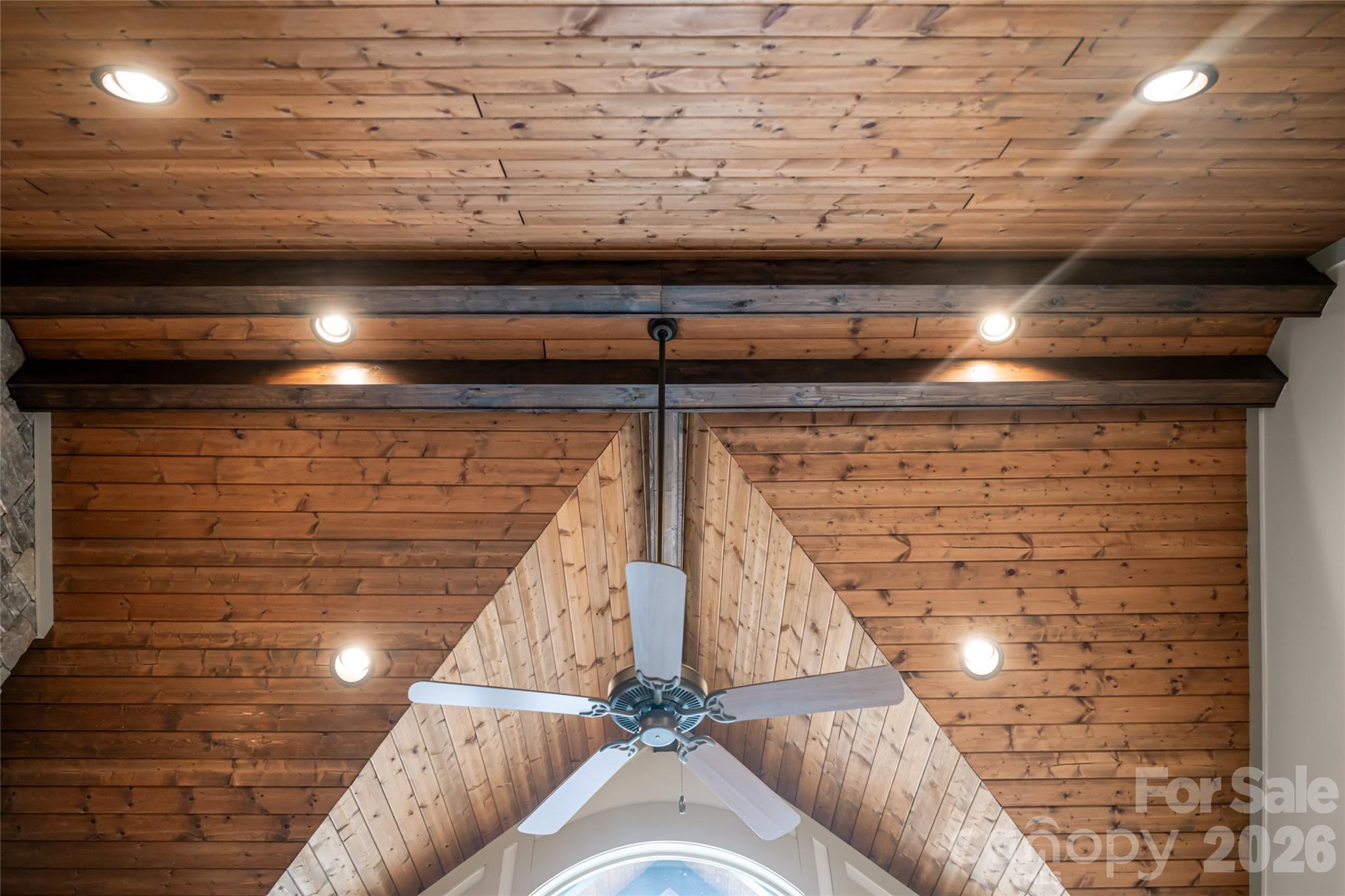 2 Cherokee Orchard Court — Fairview