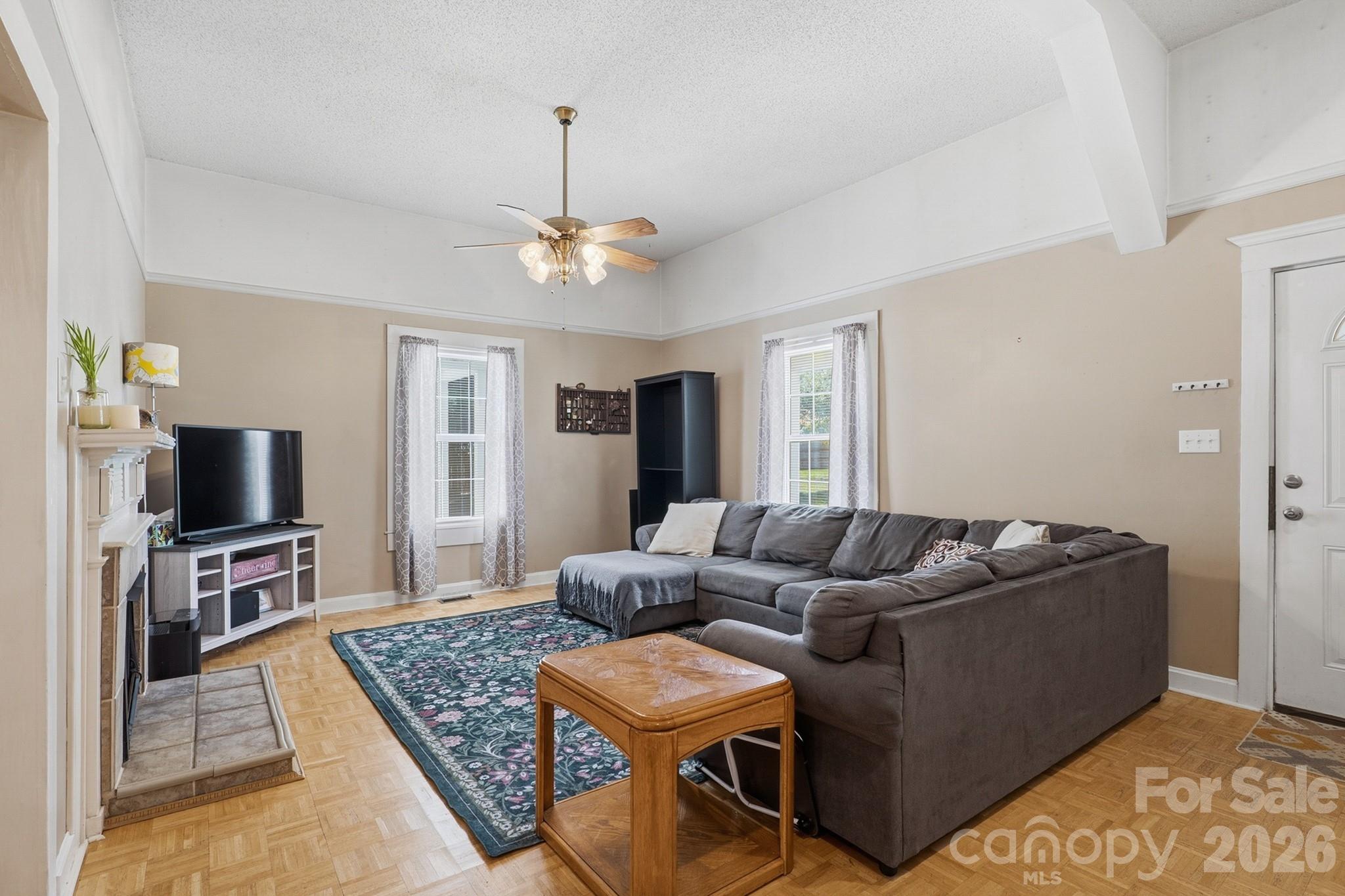 5620 Tuckaseegee Road — Kannapolis