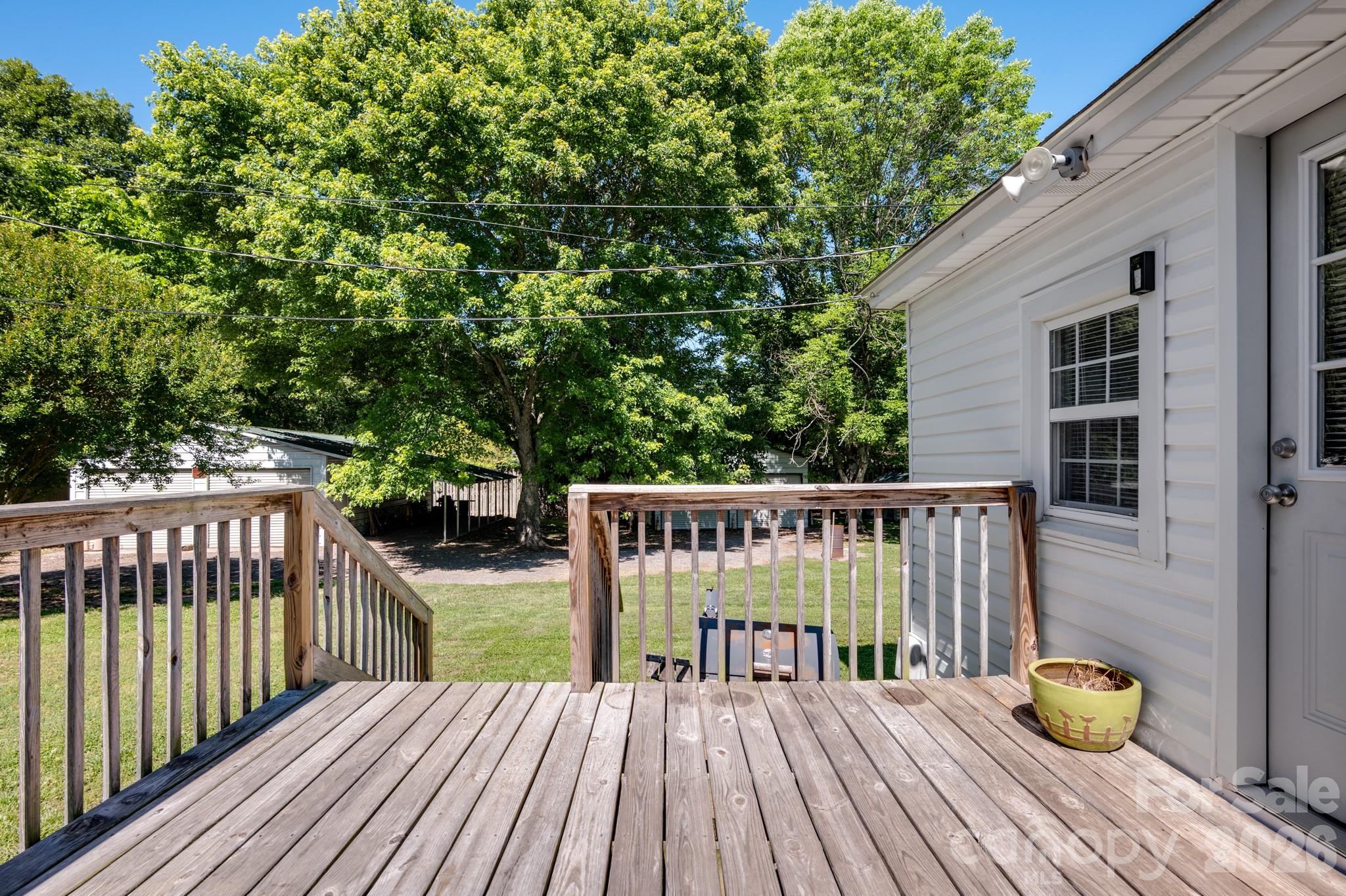 5620 Tuckaseegee Road — Kannapolis