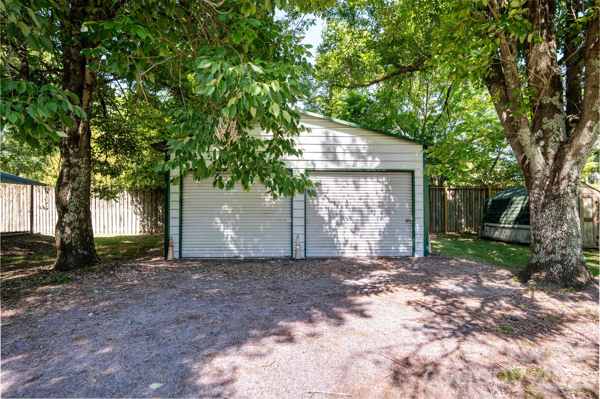 5620 Tuckaseegee Road — Kannapolis