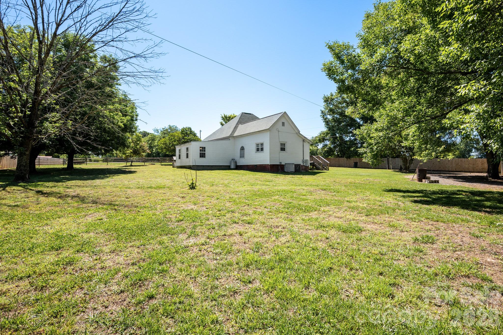 5620 Tuckaseegee Road — Kannapolis