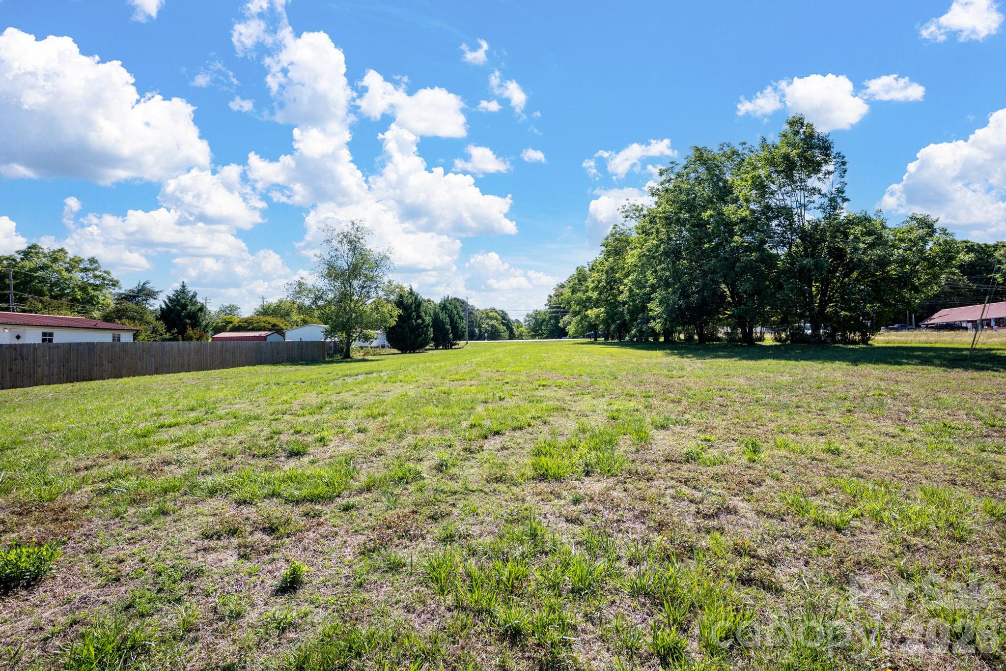 5620 Tuckaseegee Road — Kannapolis
