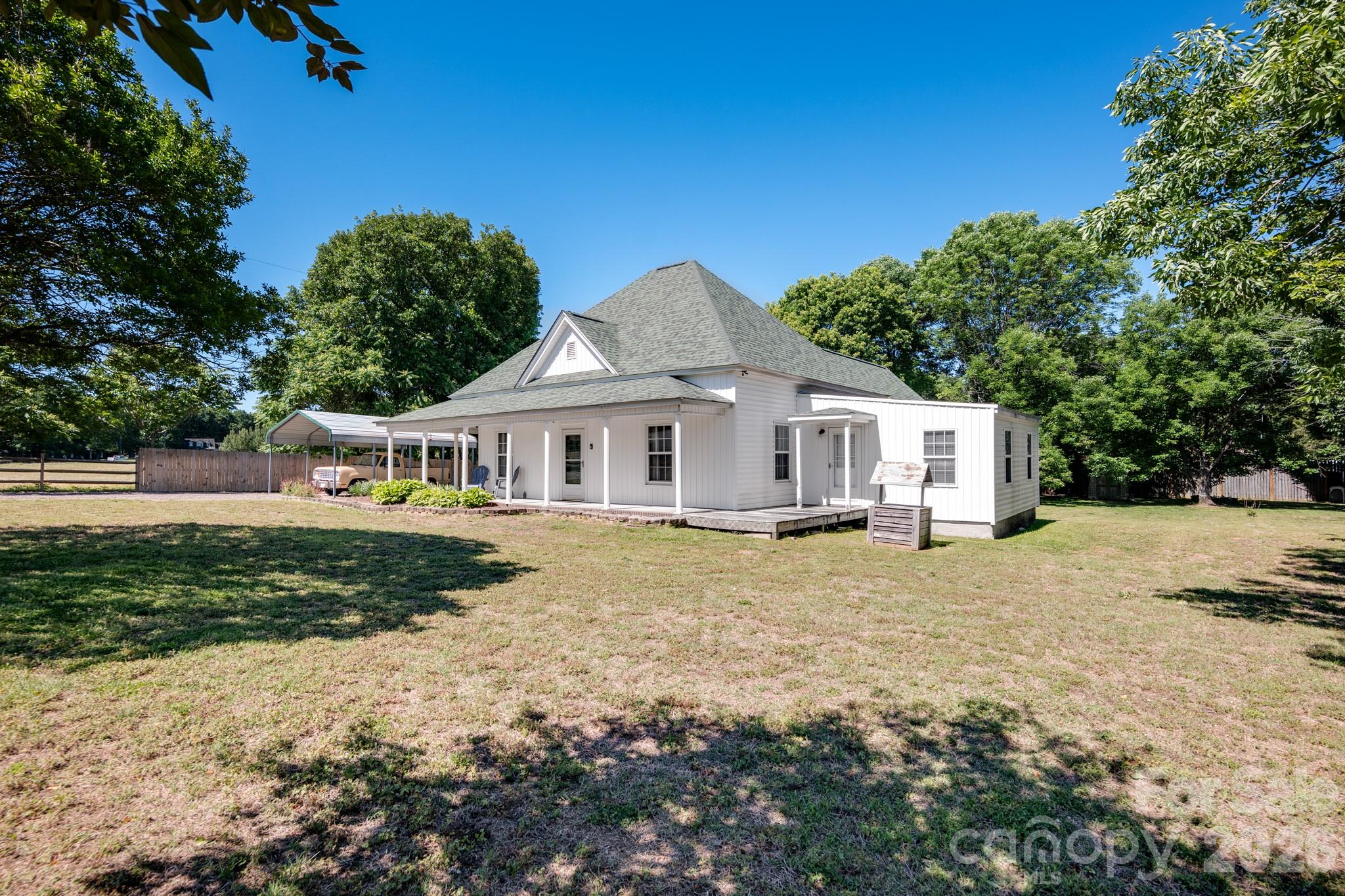 5620 Tuckaseegee Road — Kannapolis
