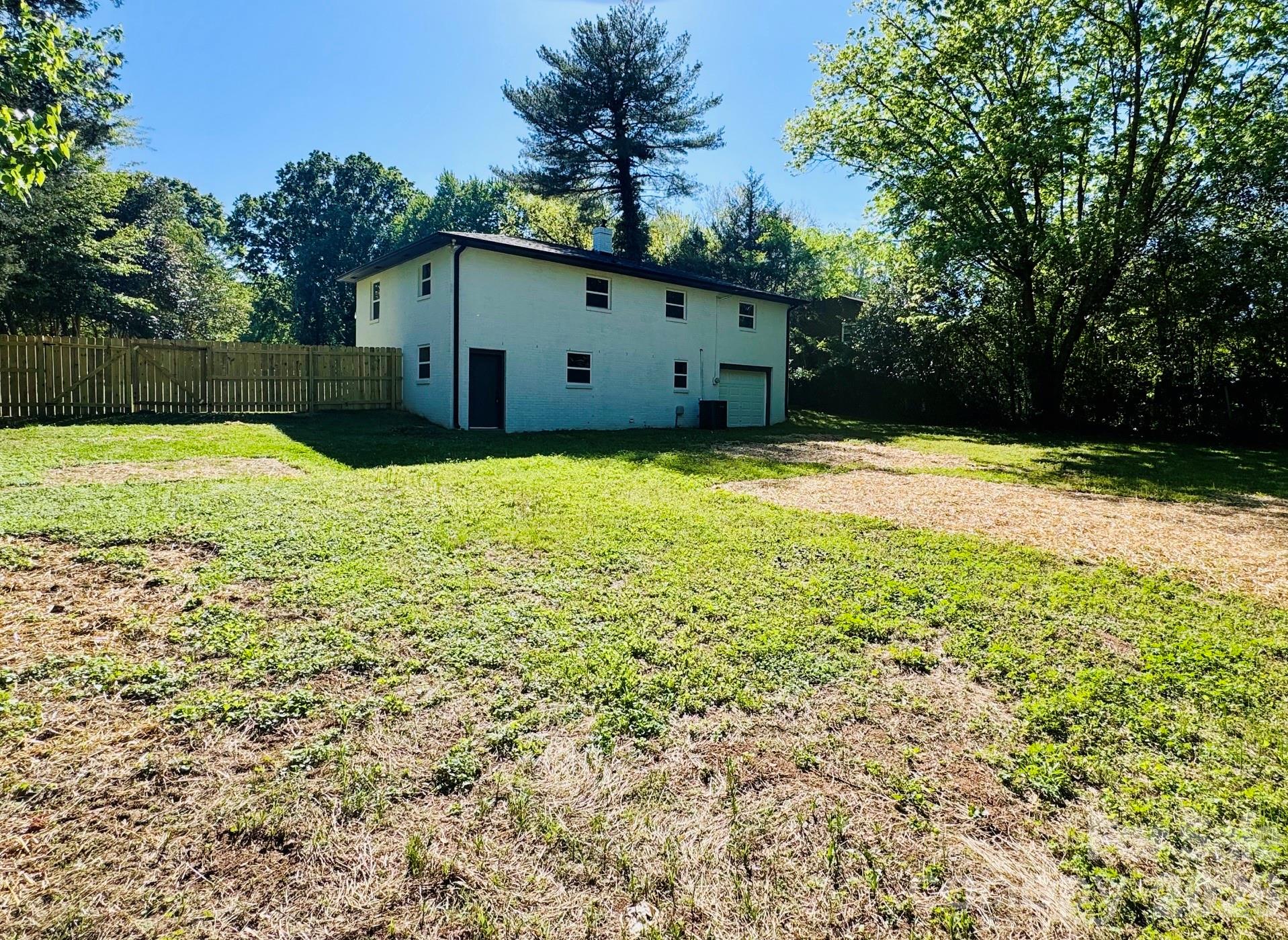 533 Frank Drive — Charlotte
