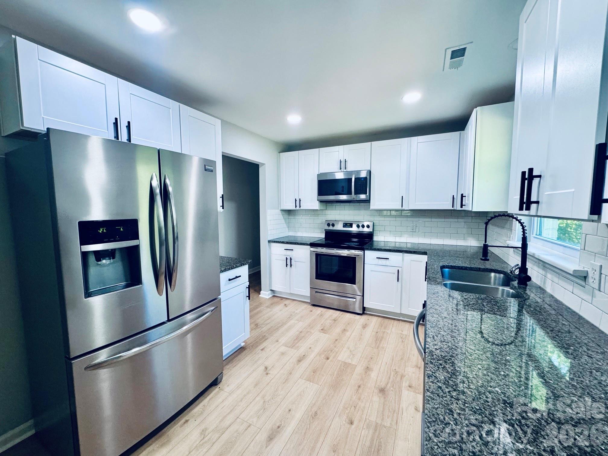 533 Frank Drive — Charlotte