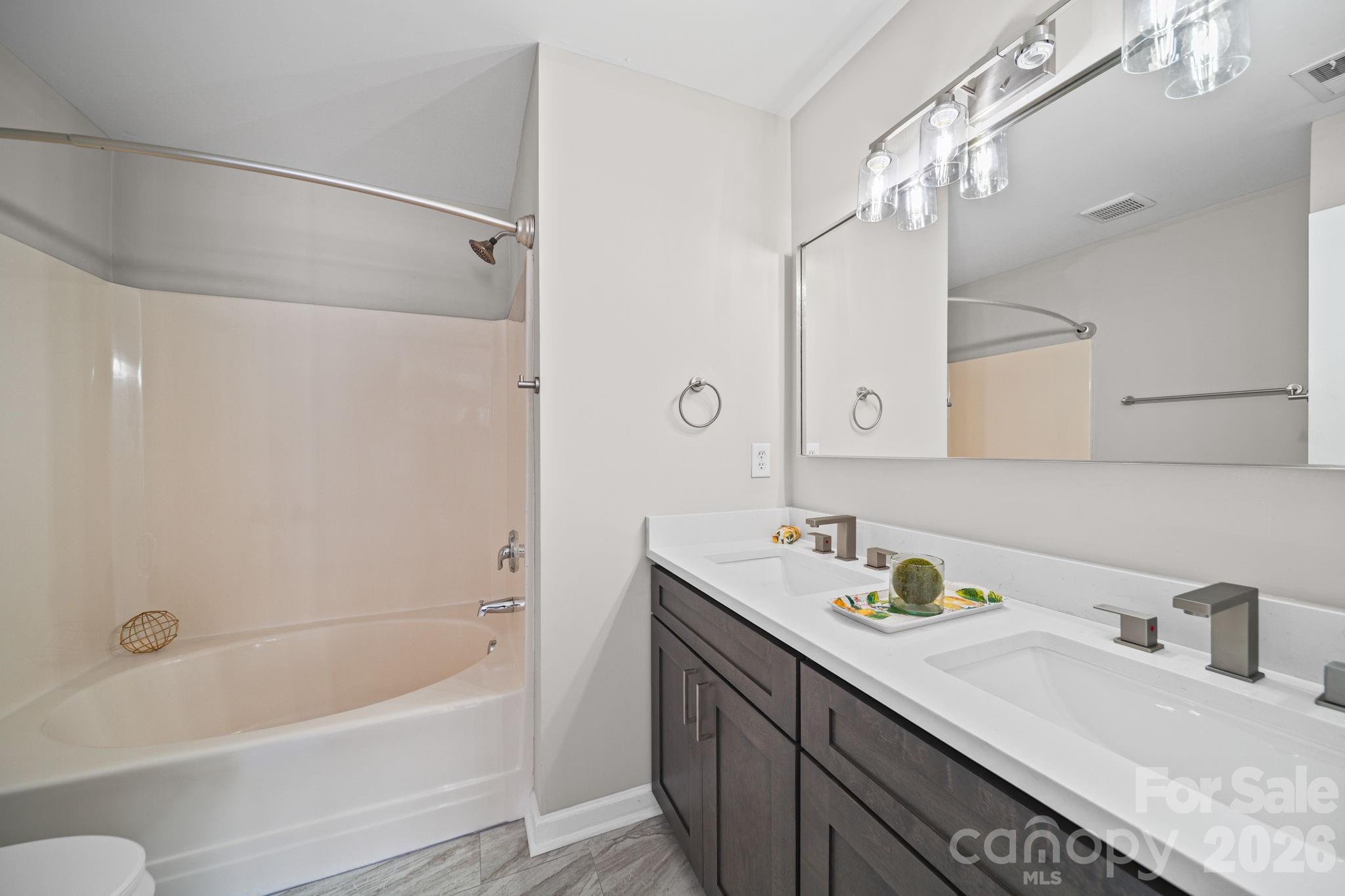 12719 Persimmon Tree Drive — Charlotte