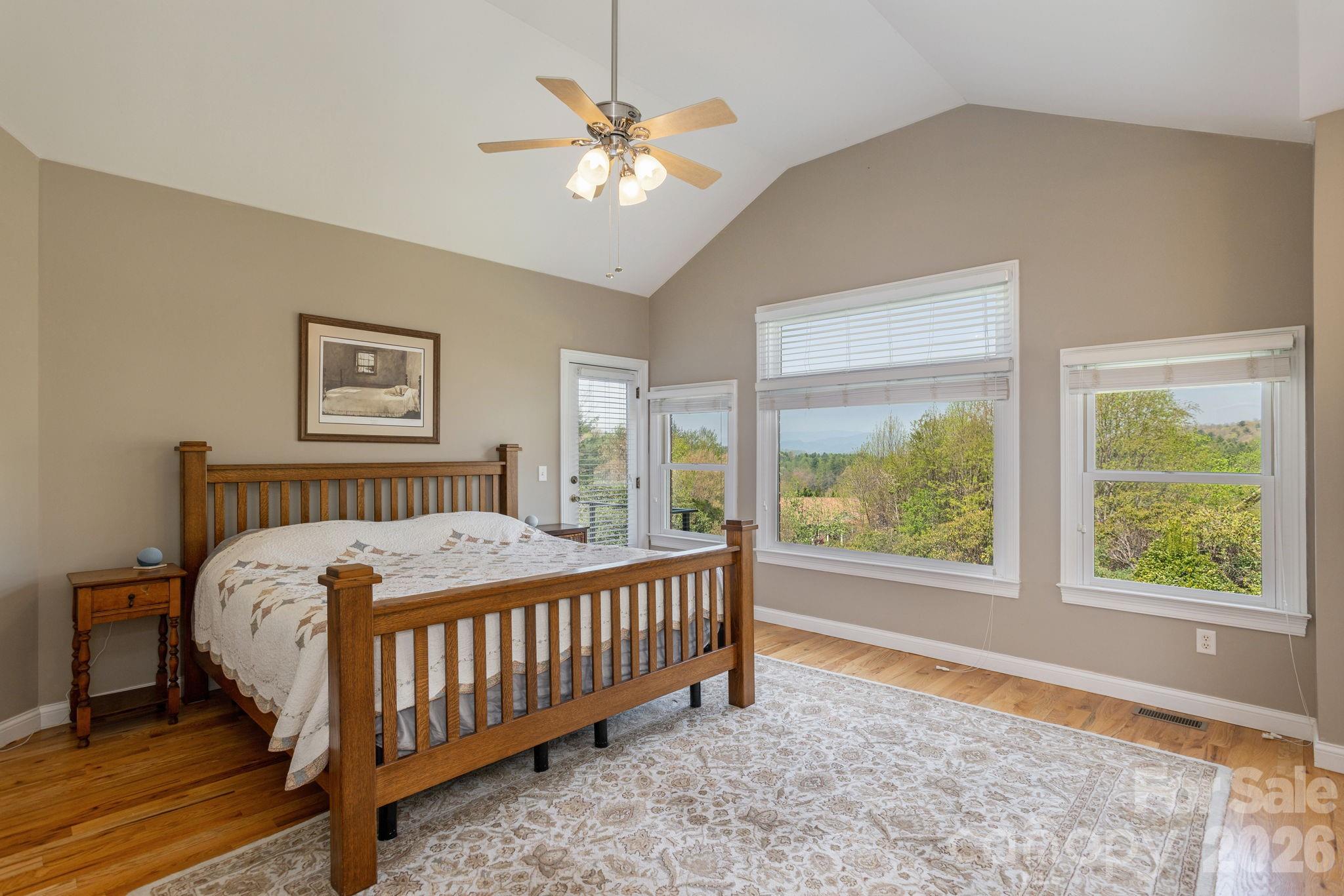 28 Tudor Crescent Court — Hendersonville
