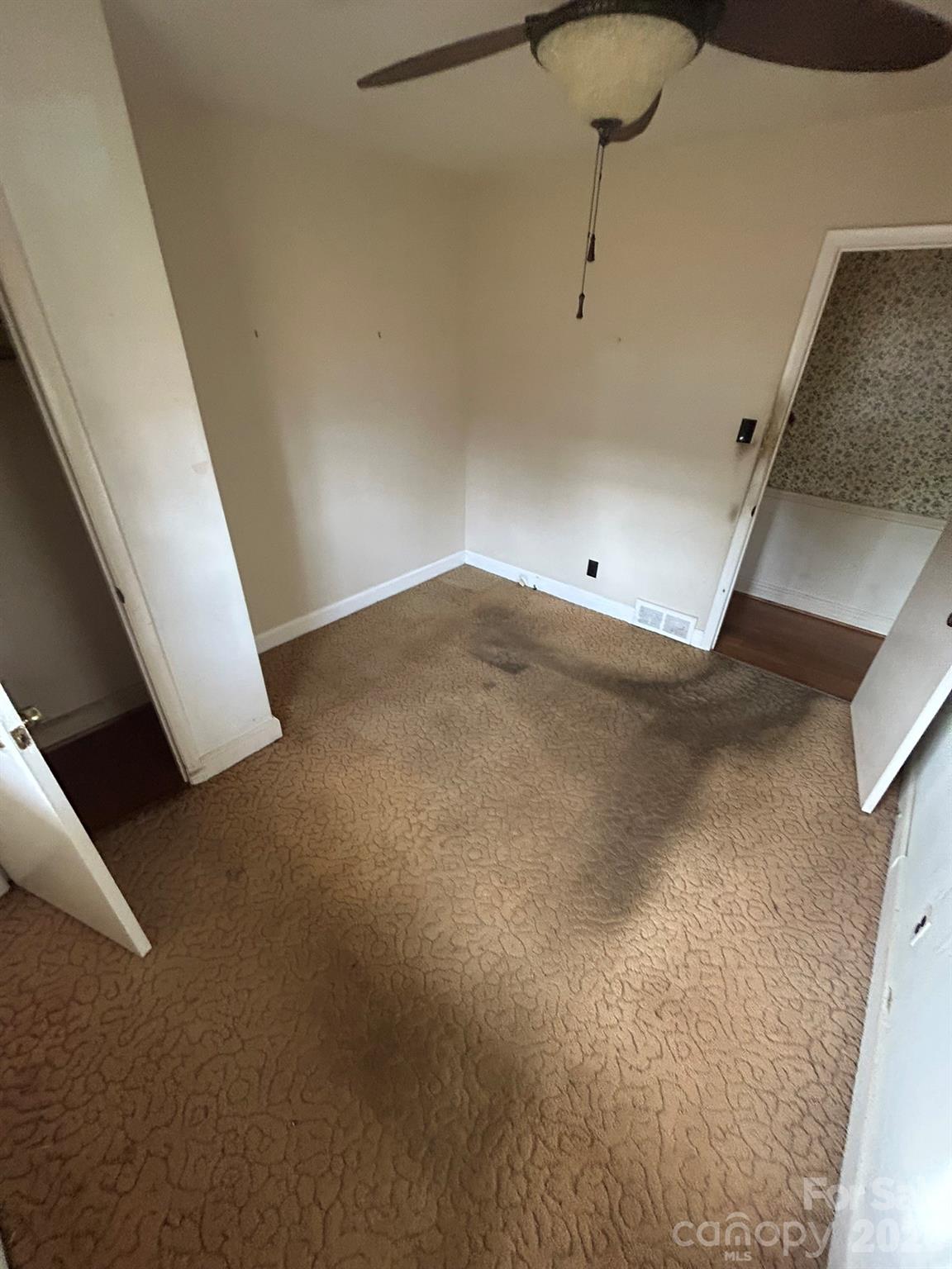 626 Willowbrook Lane — Winston Salem