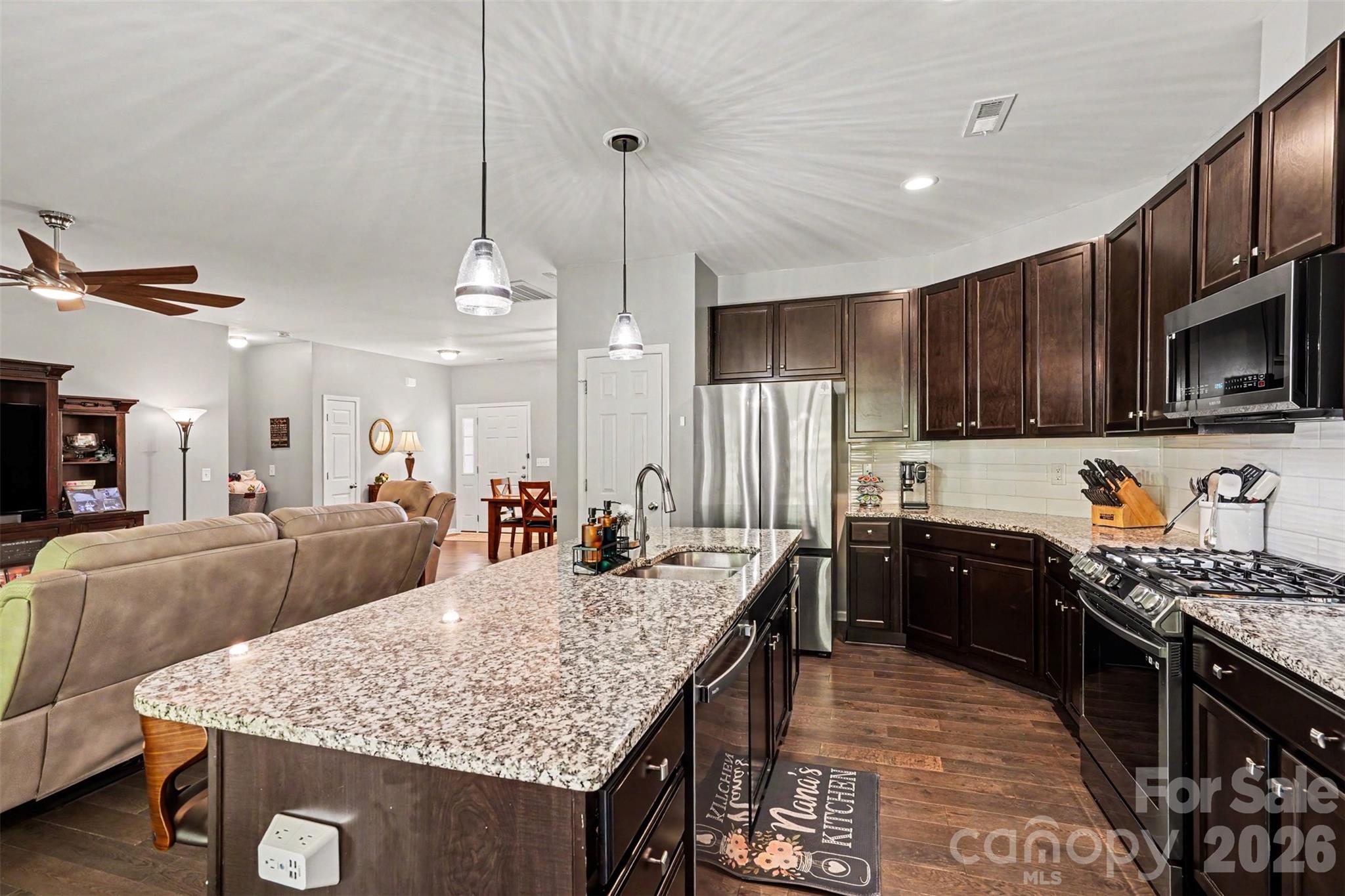 12301 Flatbush Drive — Huntersville