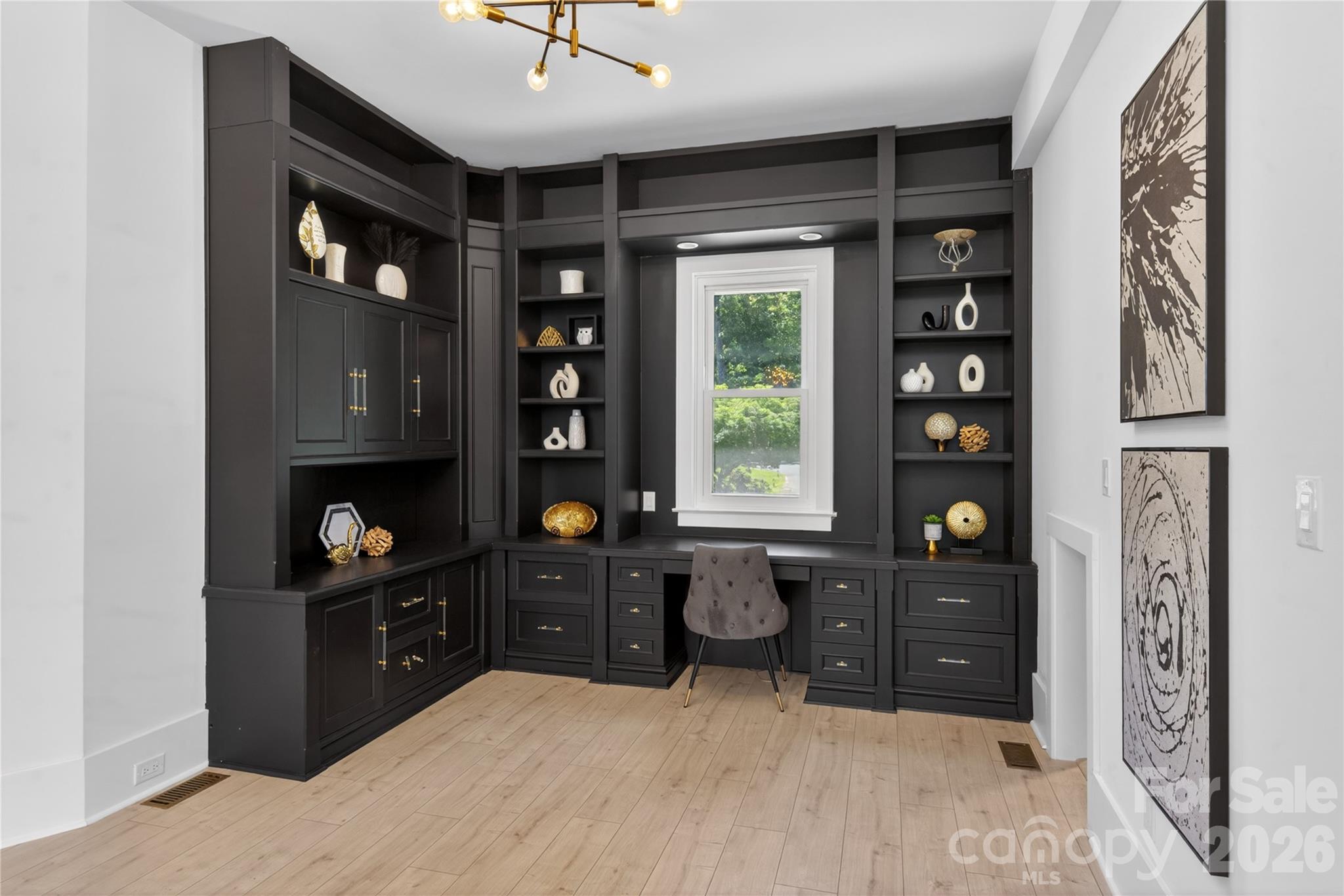8512 Prince Valiant Drive — Waxhaw