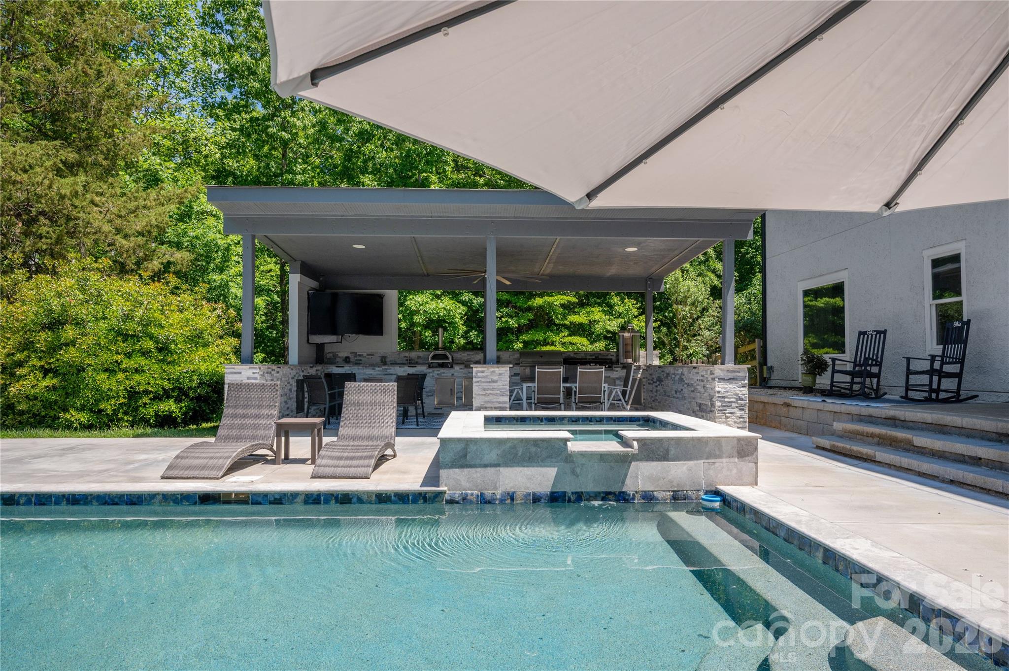 8512 Prince Valiant Drive — Waxhaw