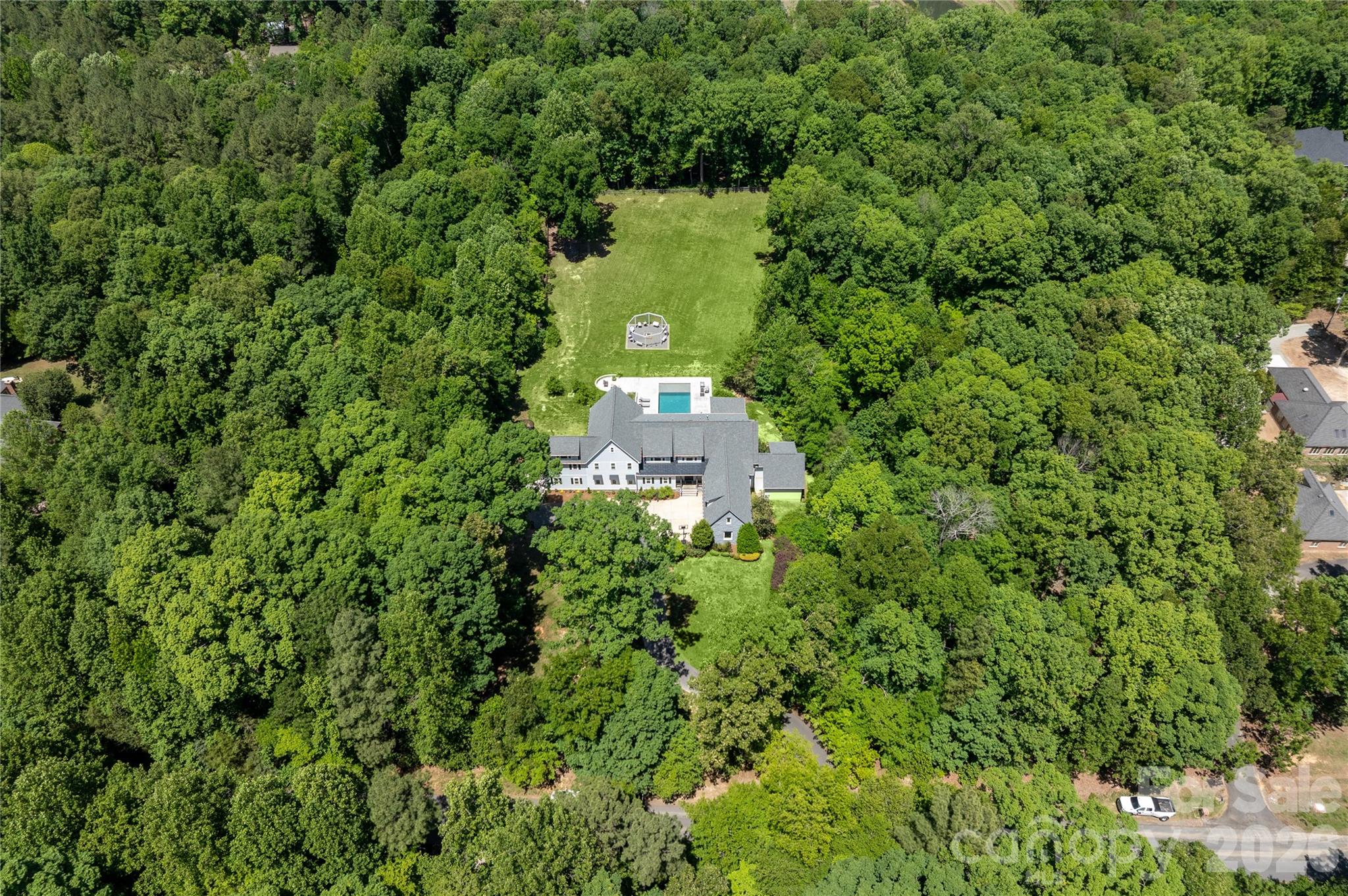 8512 Prince Valiant Drive — Waxhaw