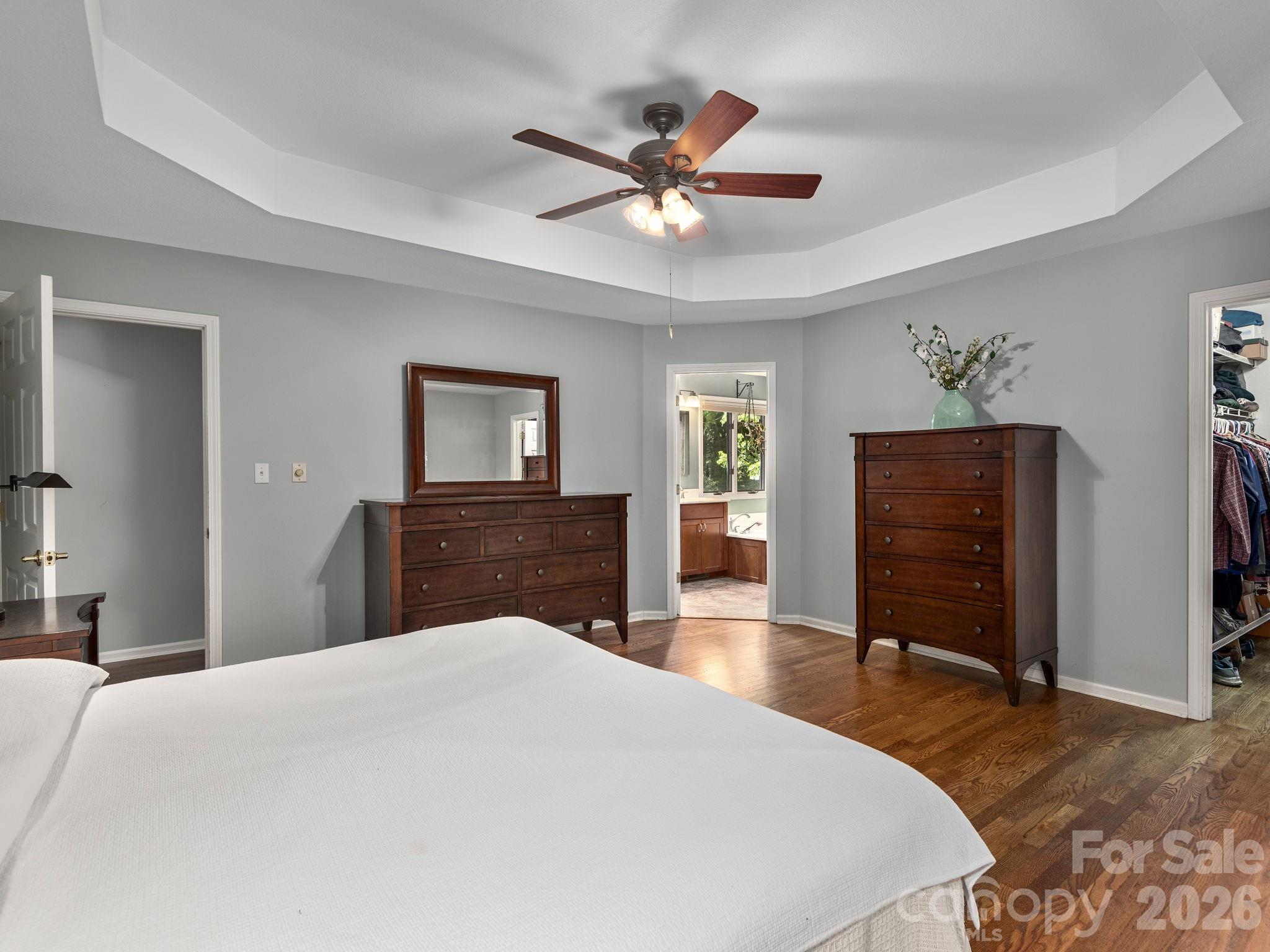 3942 Laurel Park Highway — Laurel Park