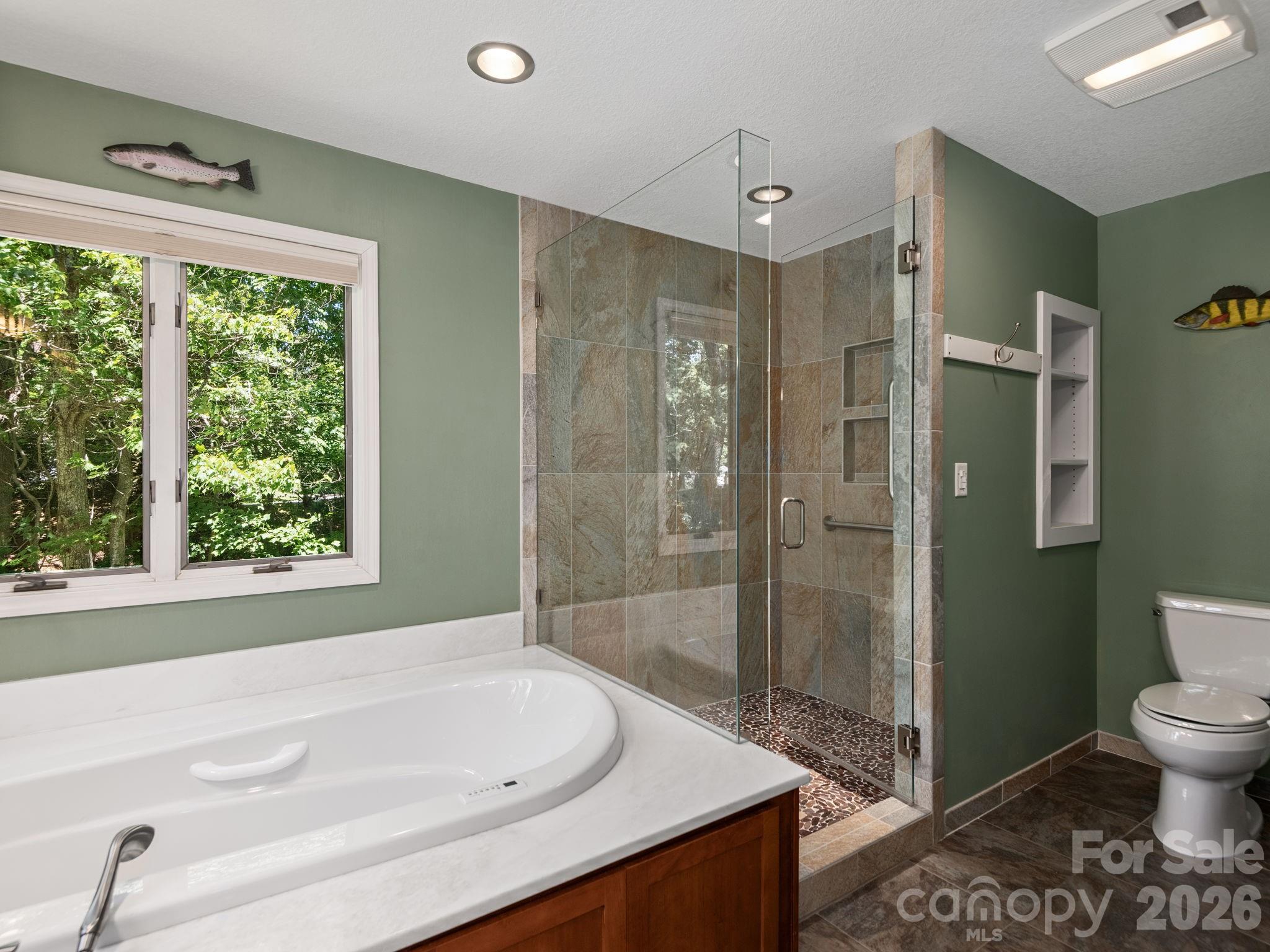 3942 Laurel Park Highway — Laurel Park