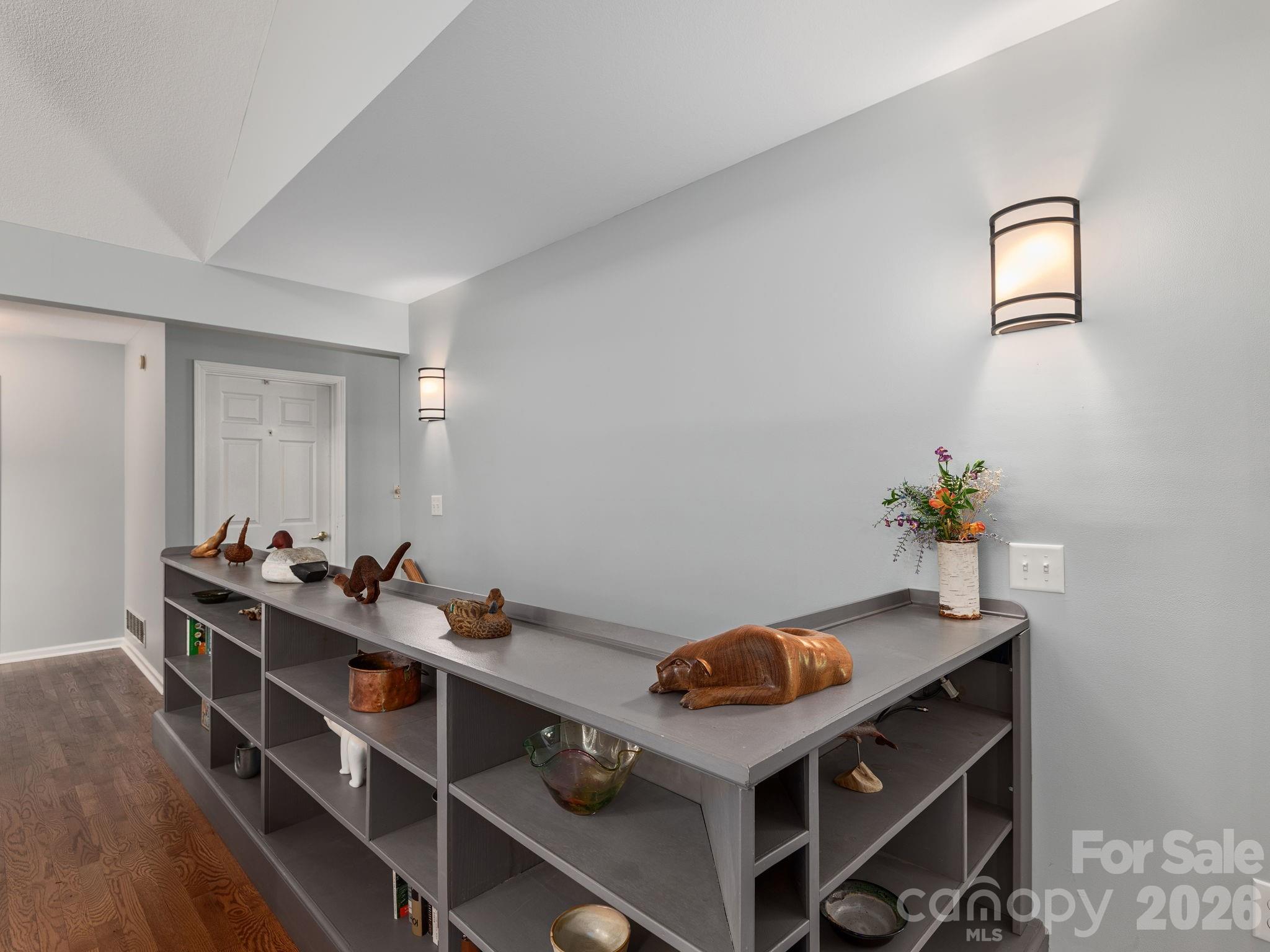 3942 Laurel Park Highway — Laurel Park