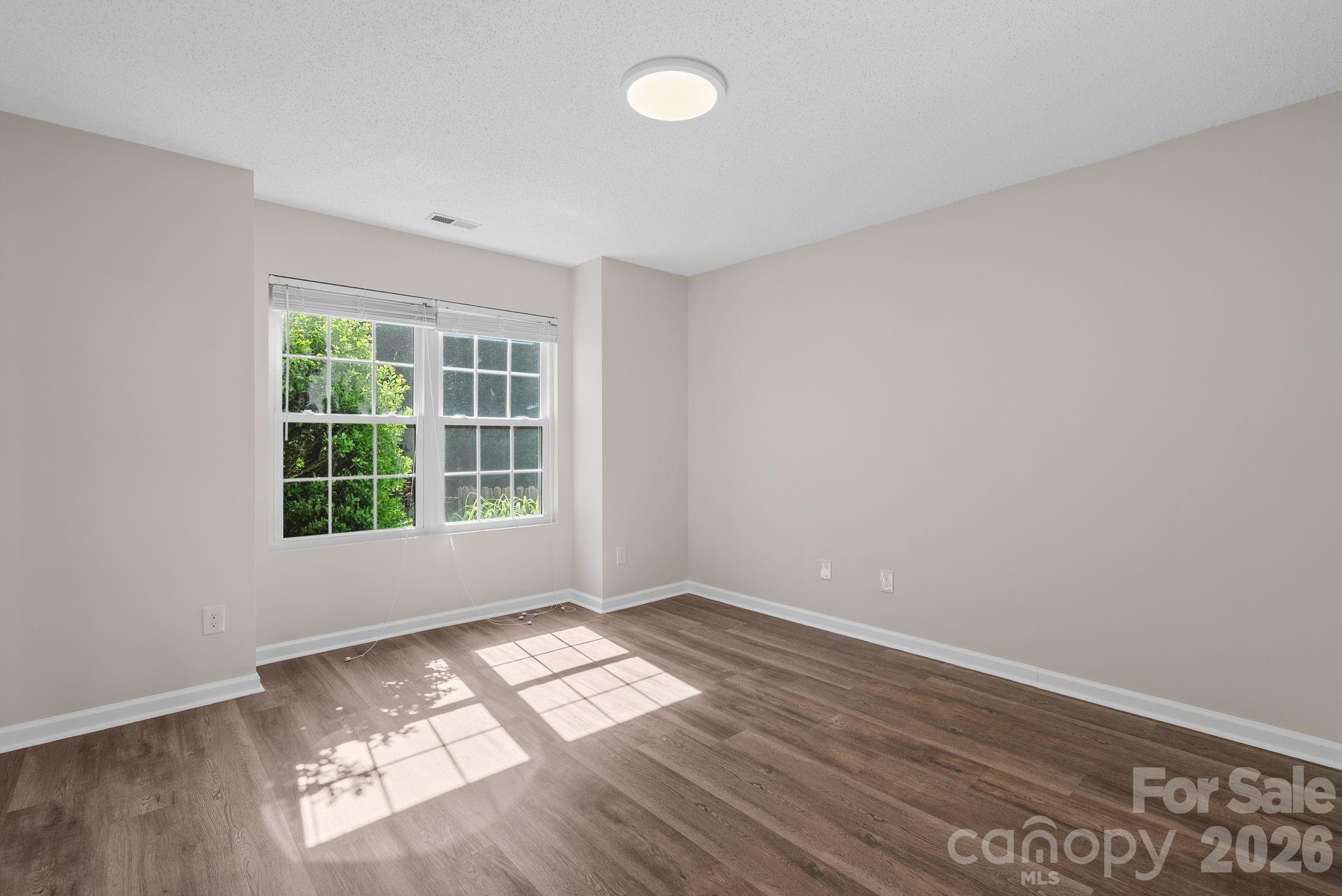 2 Gatehouse Court — Asheville