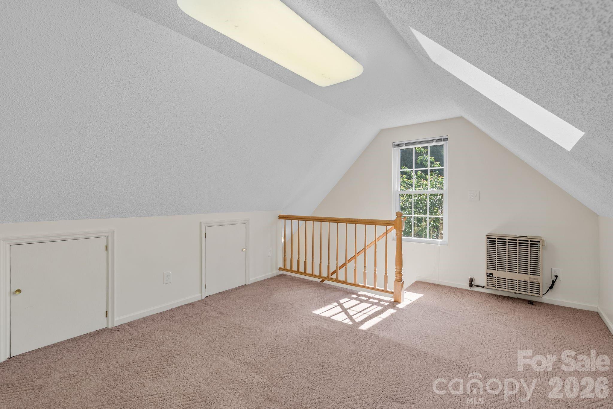 2 Gatehouse Court — Asheville