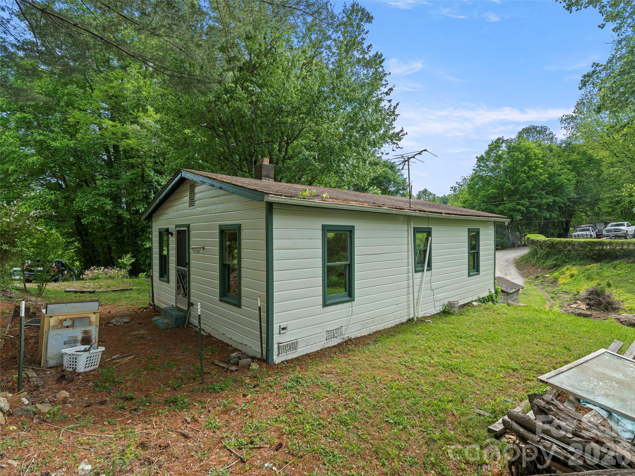 1669 Fisher Creek Road — Sylva