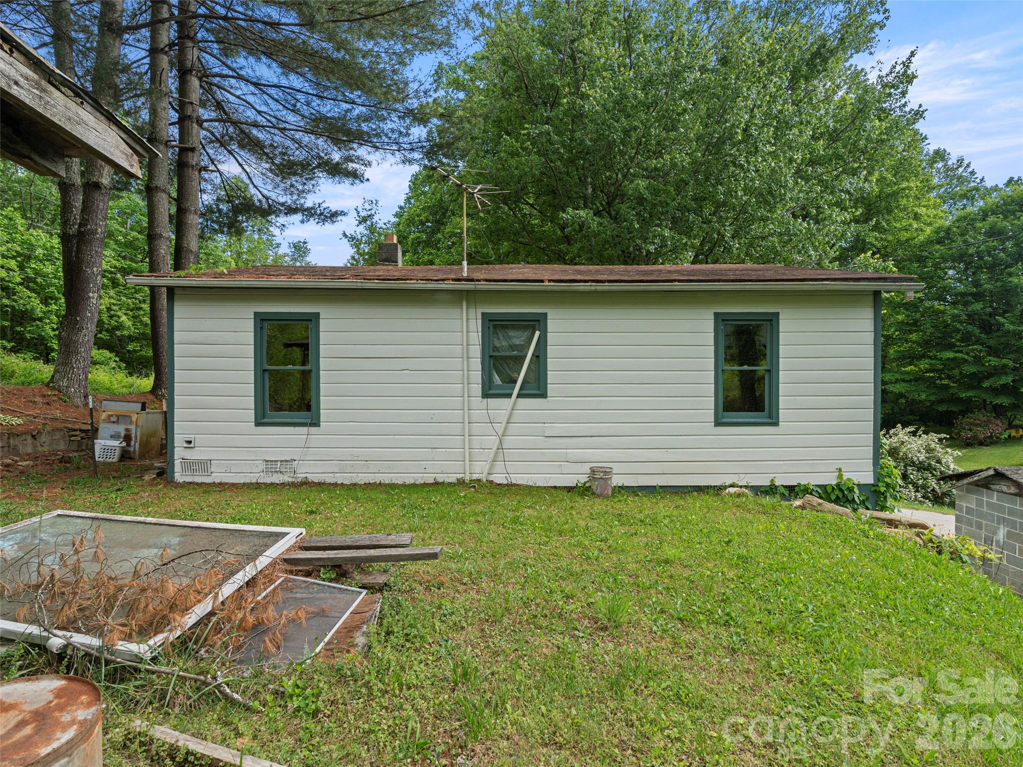 1669 Fisher Creek Road — Sylva