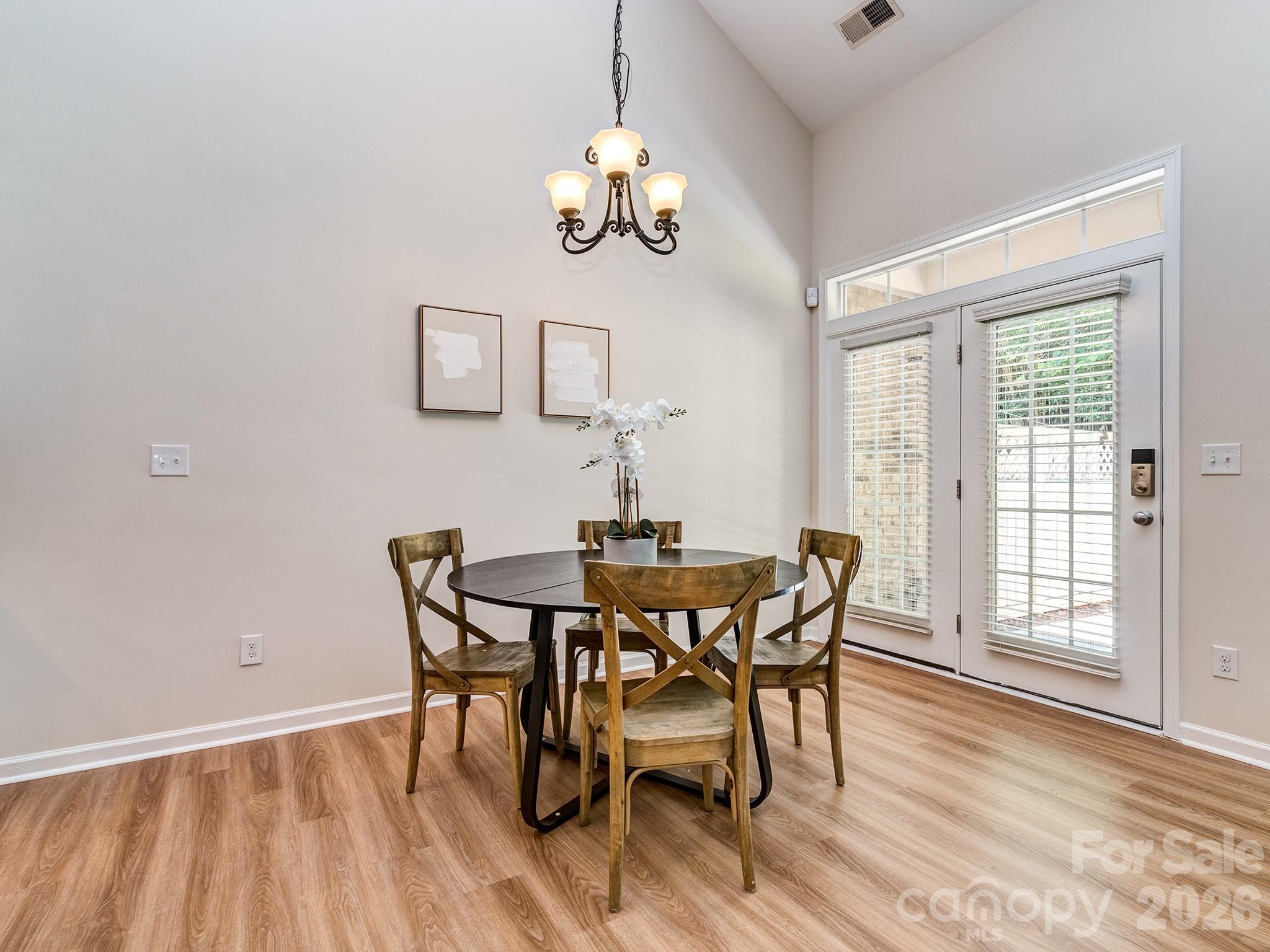3428 Park South Station Boulevard — Charlotte