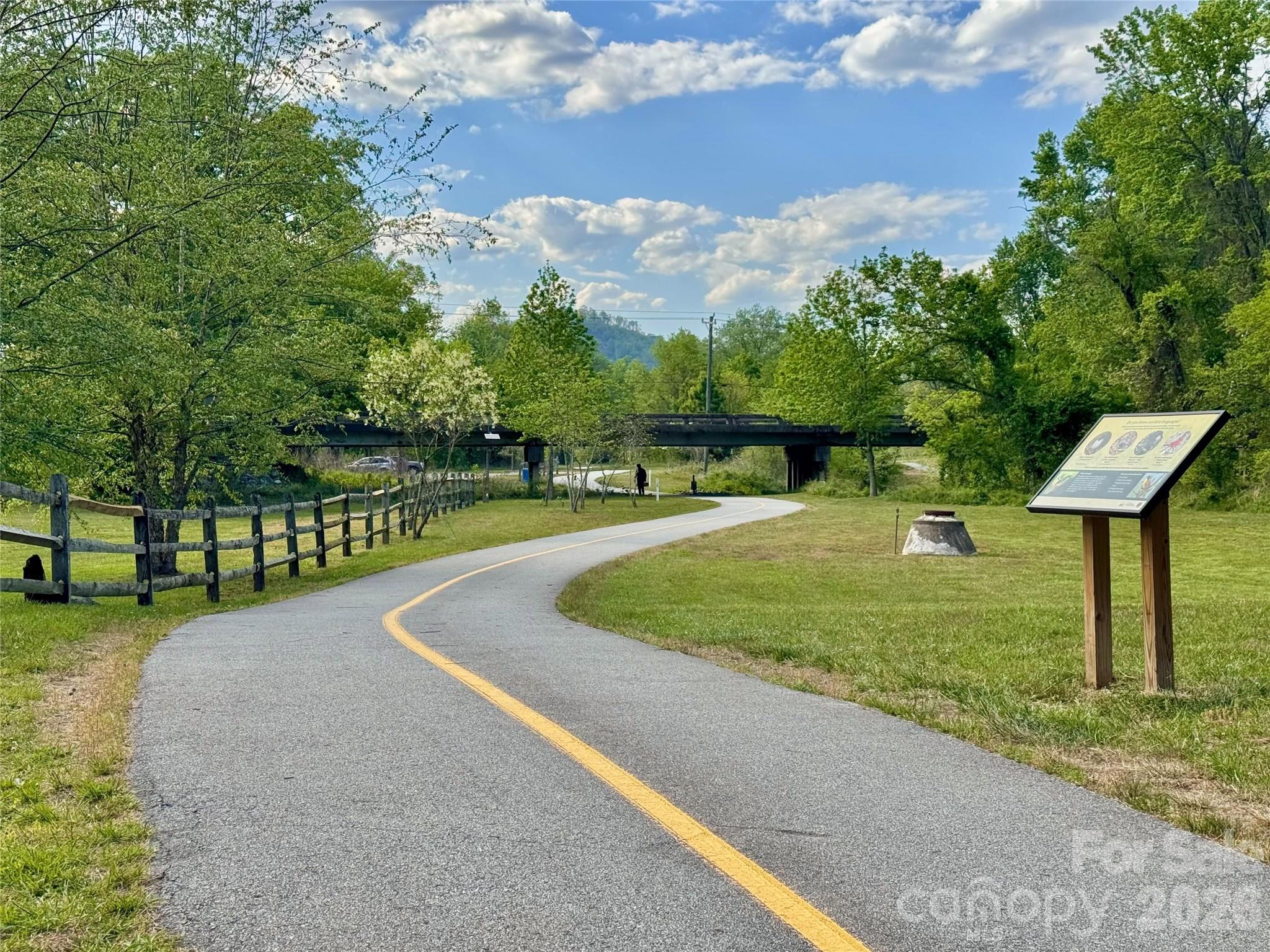 17 N Martha Kate Drive — Hendersonville