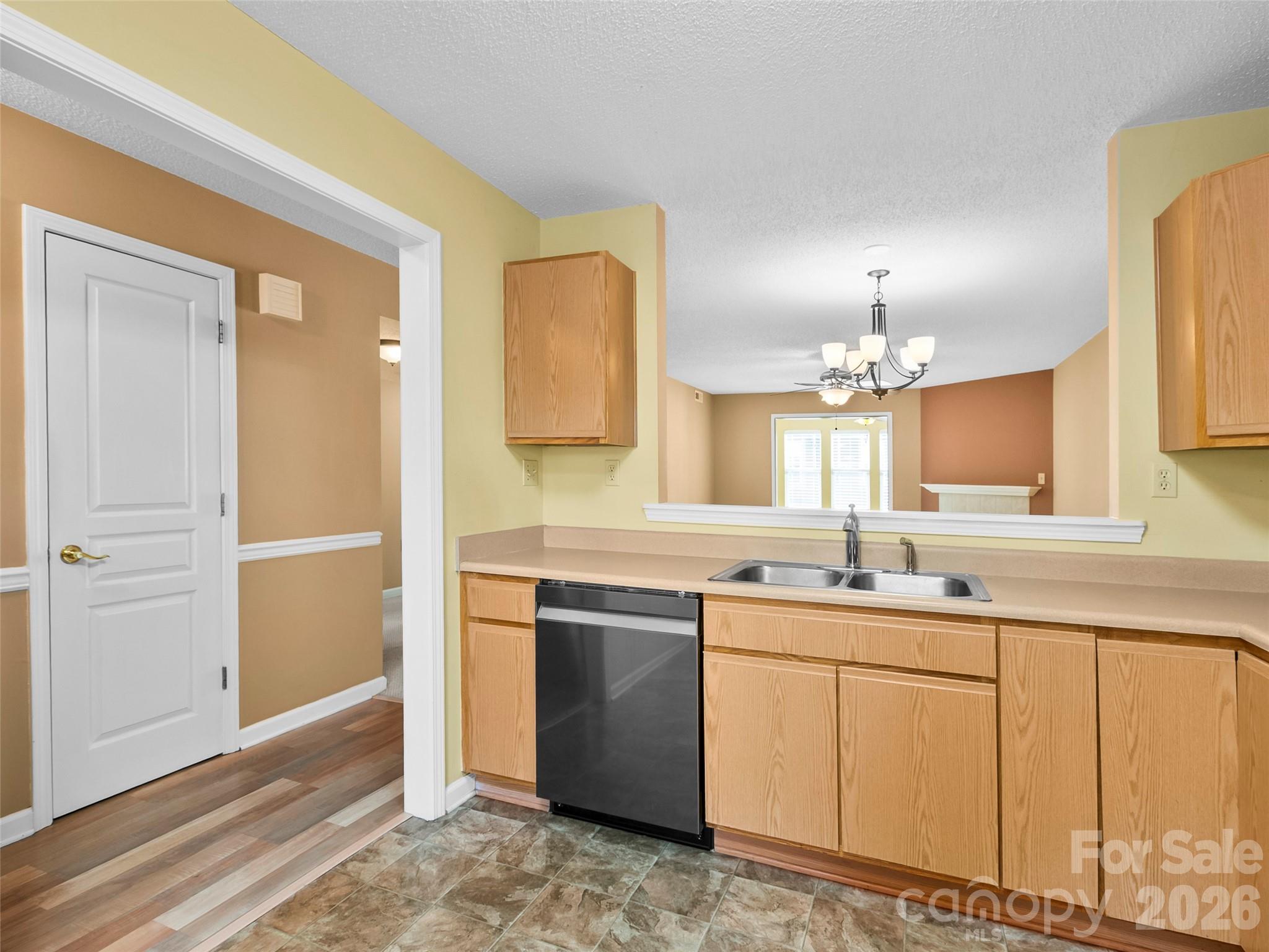2303 Deermouse Way — Hendersonville