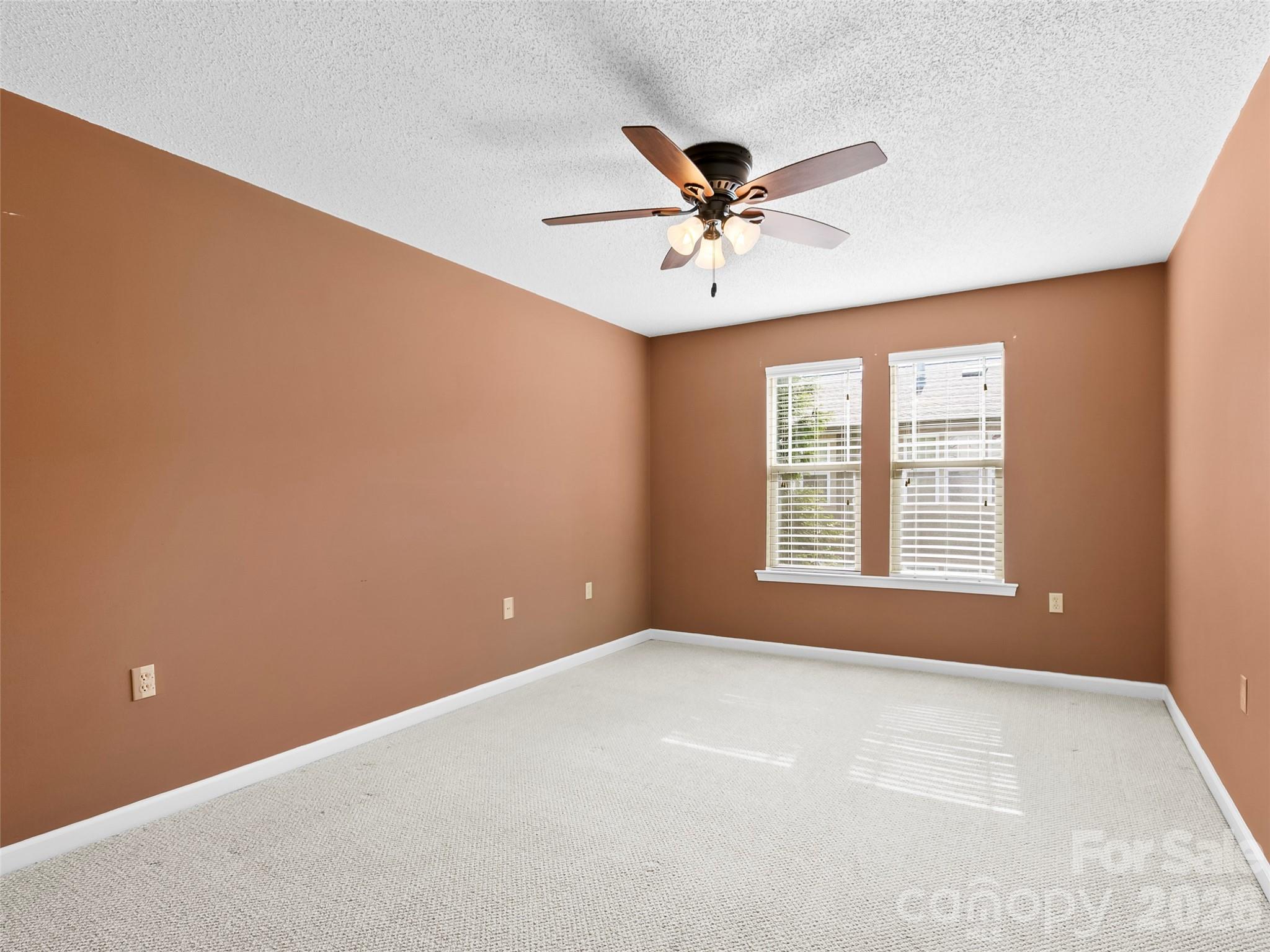 2303 Deermouse Way — Hendersonville