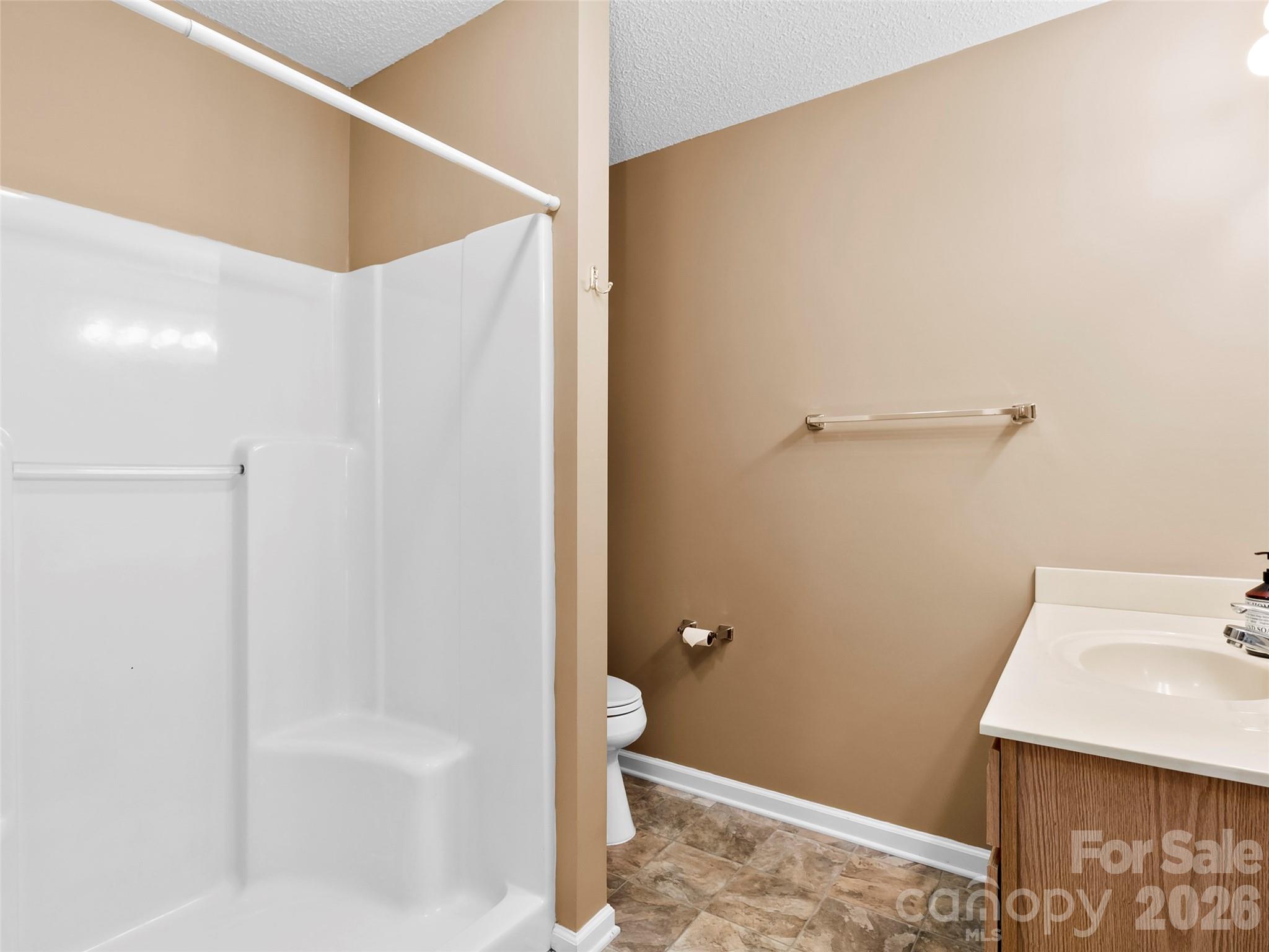 2303 Deermouse Way — Hendersonville