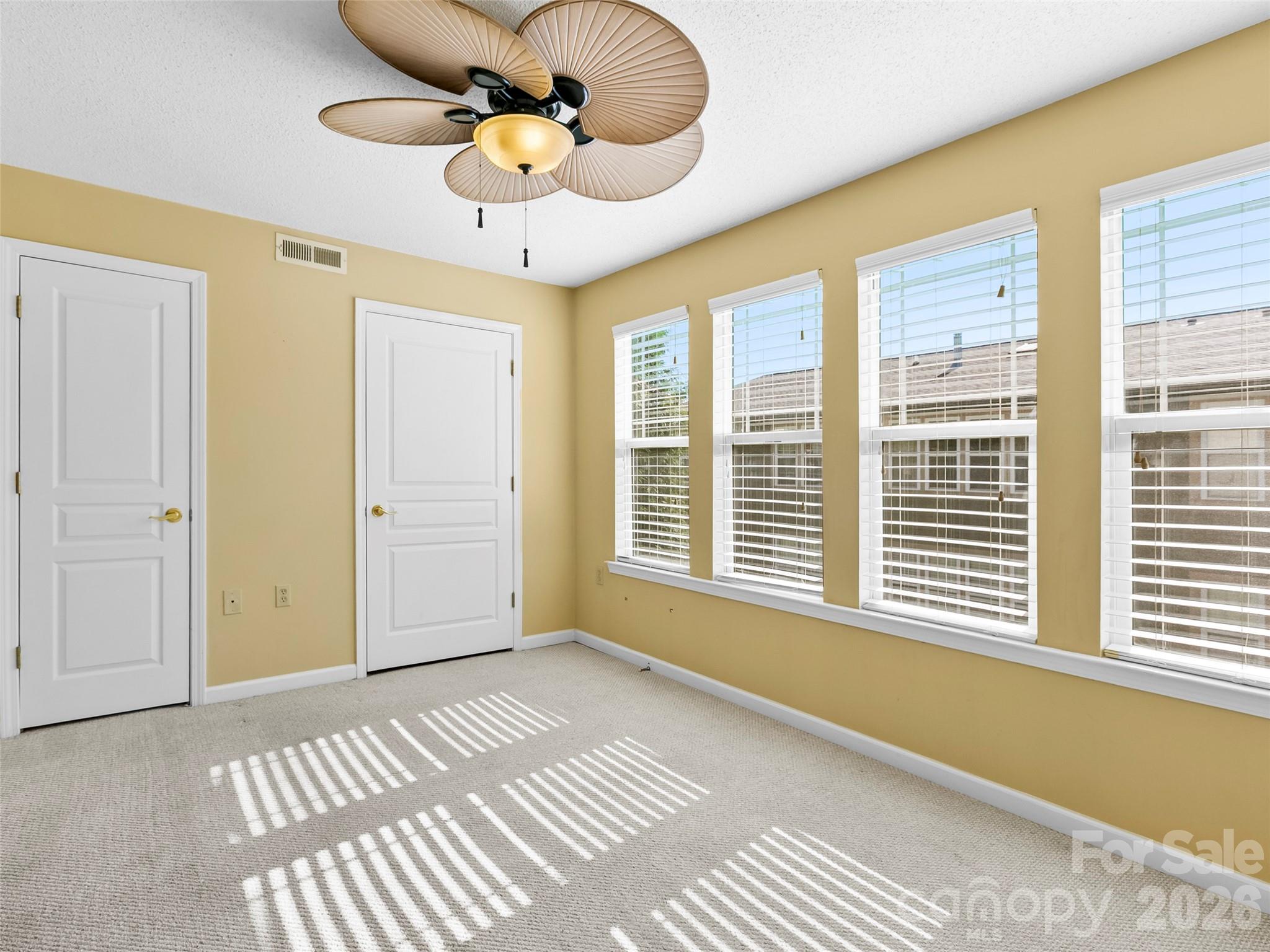 2303 Deermouse Way — Hendersonville