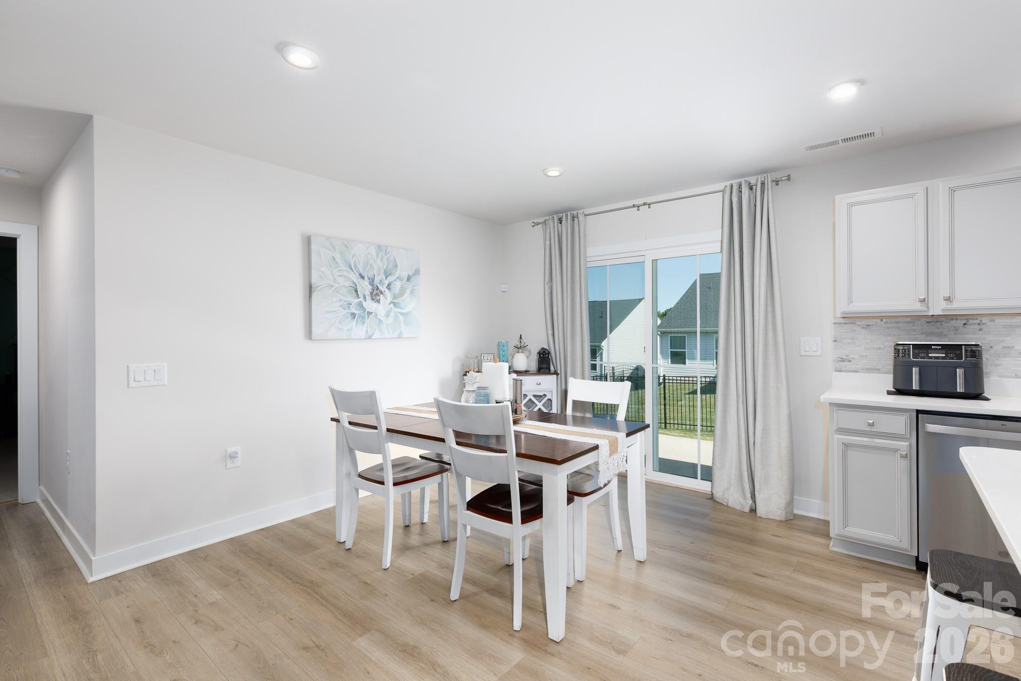 329 Damask Drive — Lancaster