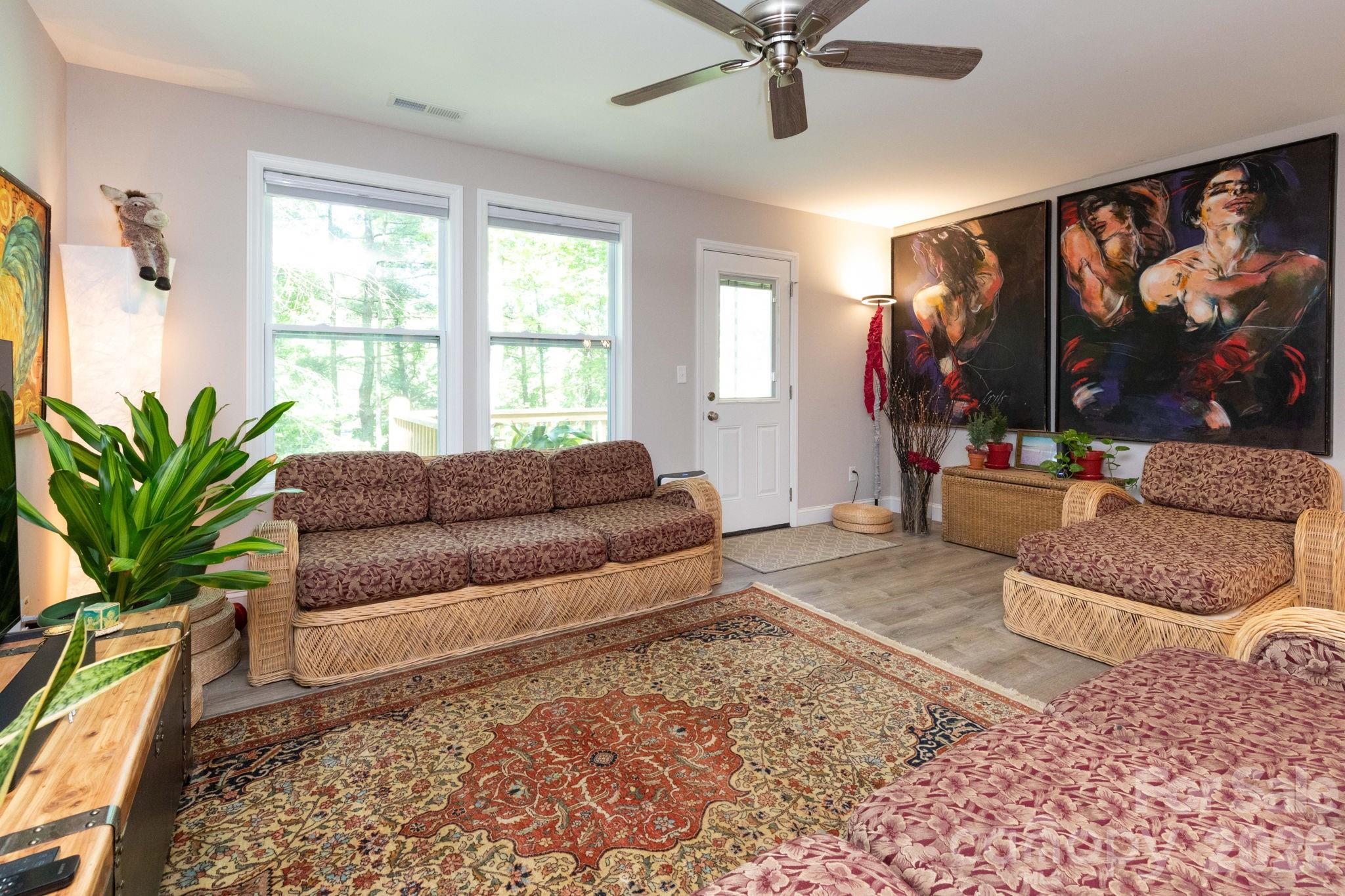 30 Edmond Woods Place — Fairview