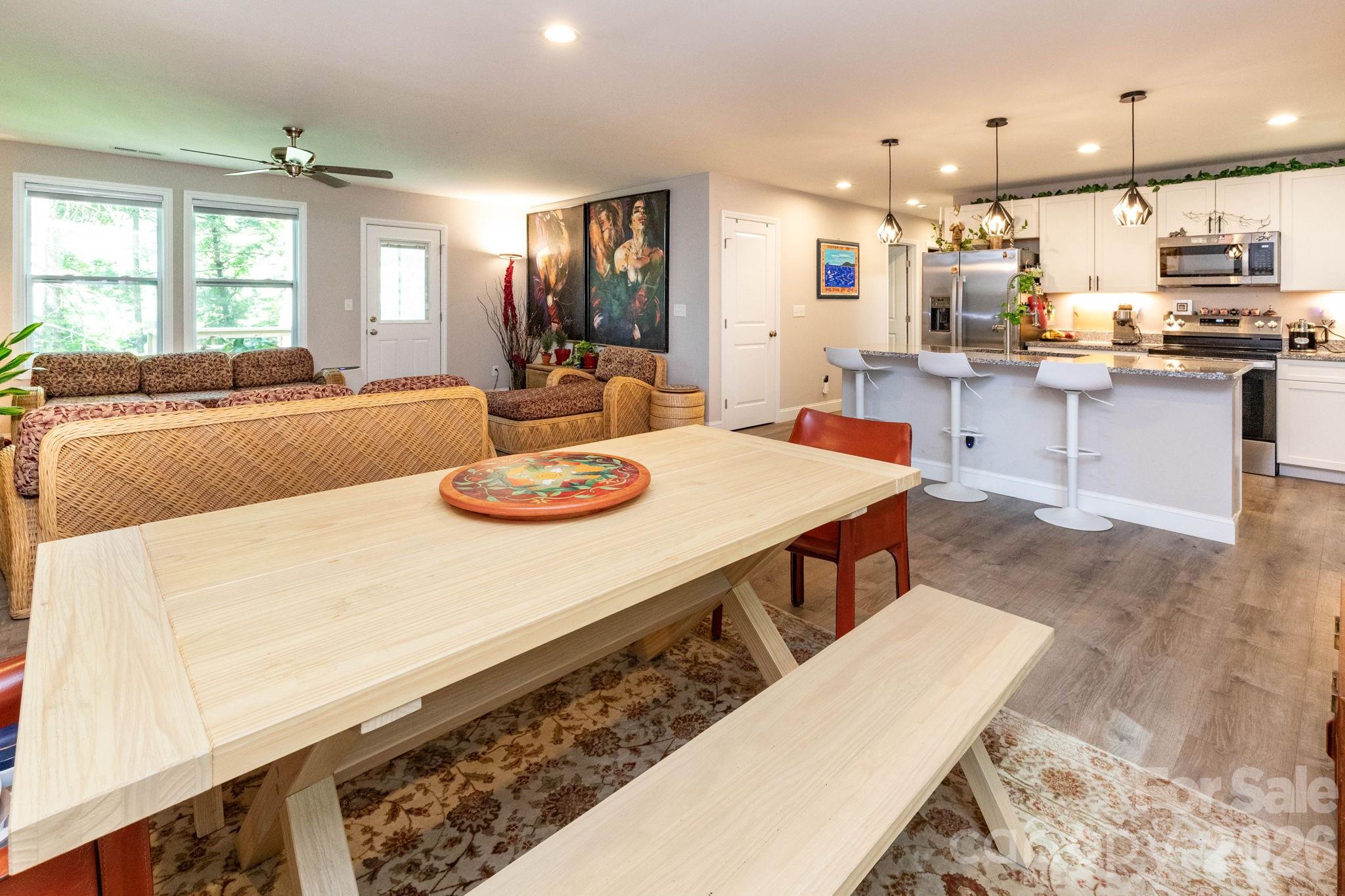 30 Edmond Woods Place — Fairview