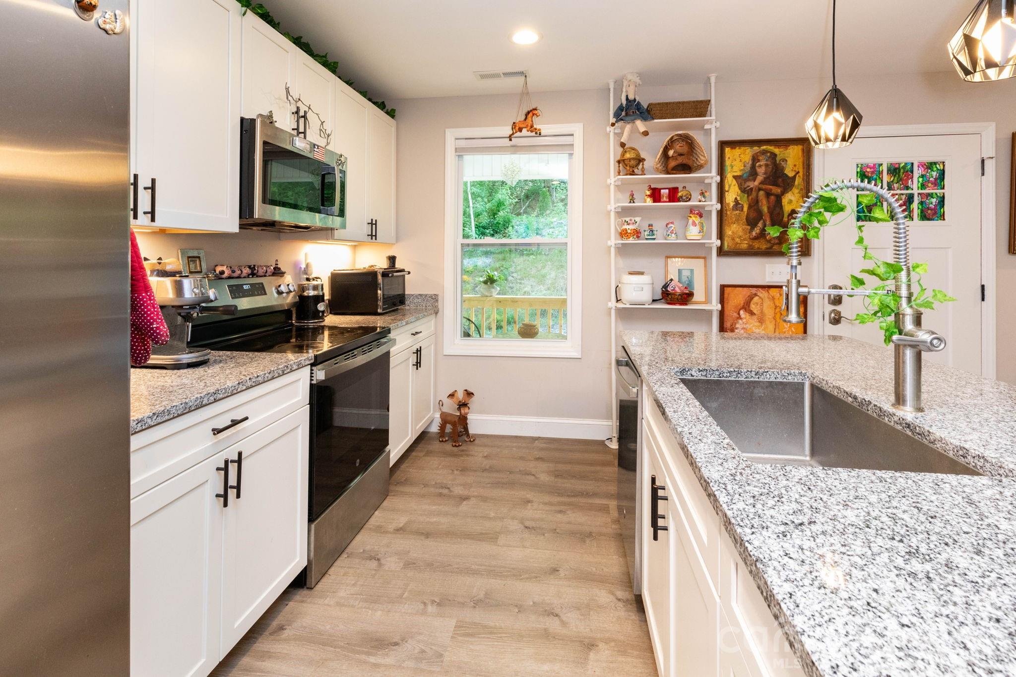 30 Edmond Woods Place — Fairview