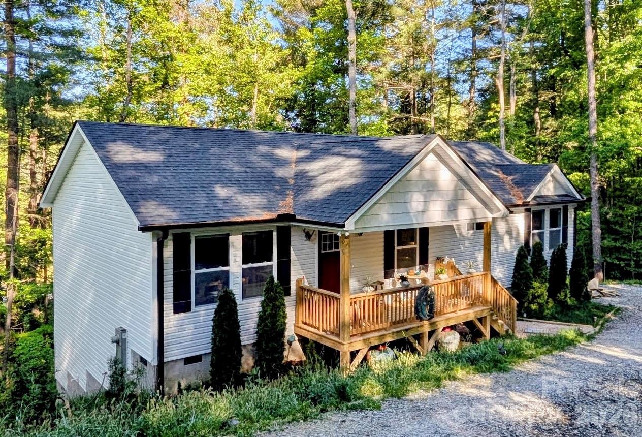 30 Edmond Woods Place — Fairview