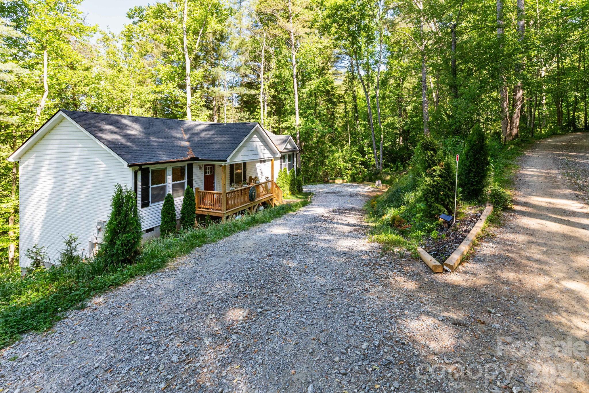 30 Edmond Woods Place — Fairview
