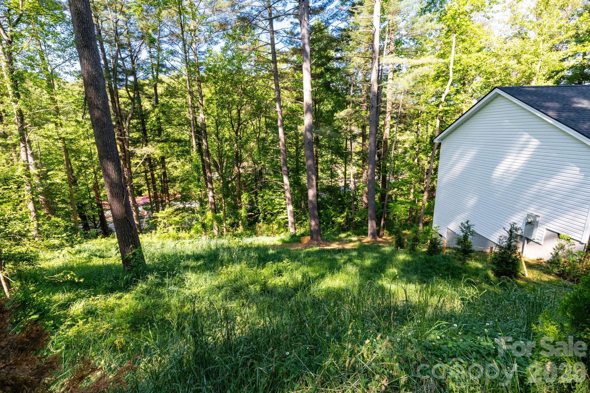 30 Edmond Woods Place — Fairview