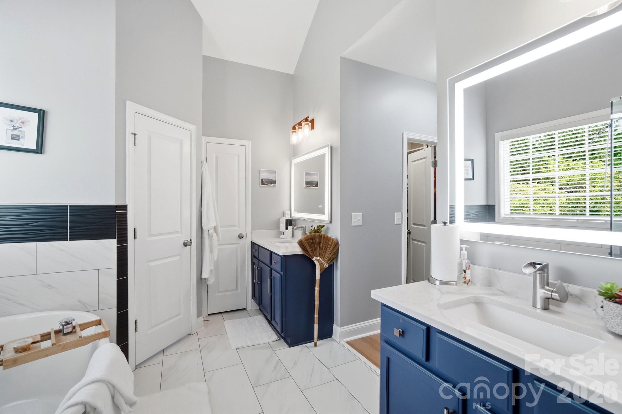 5305 Radcliffe Drive — Waxhaw