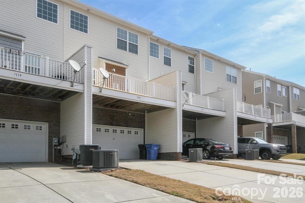 7139 Brighton Park Drive — Mint Hill
