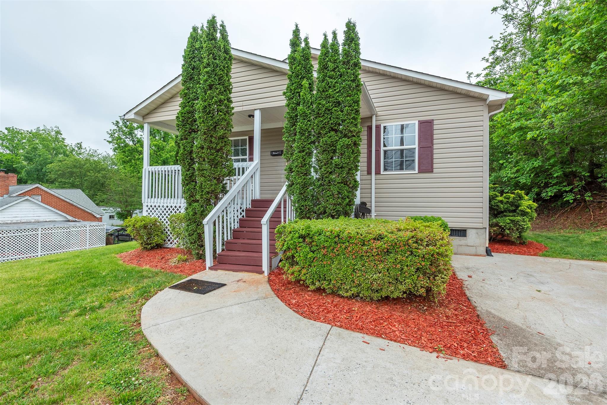104 Bethel Street — Morganton